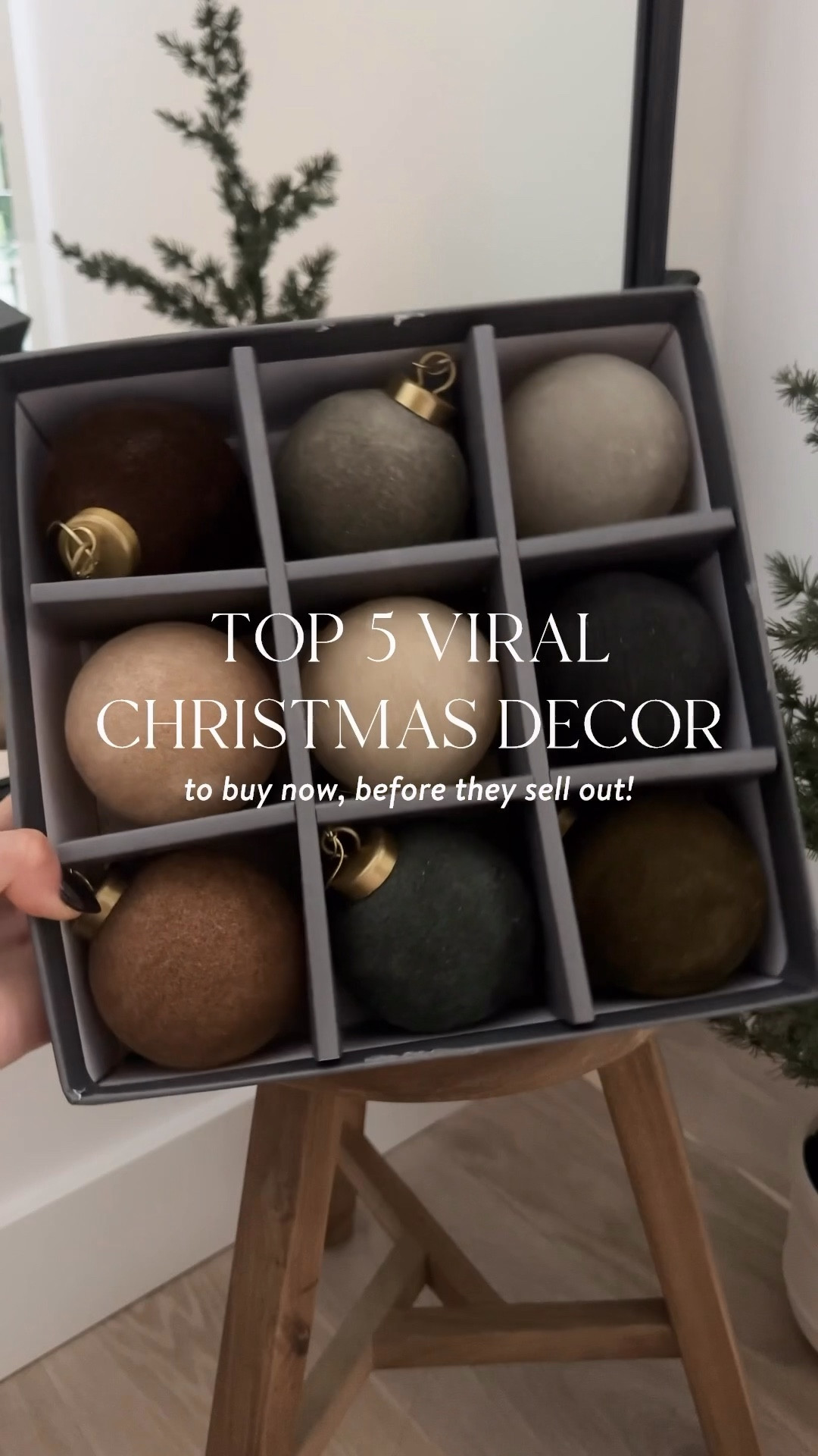 Christmas decoration, Christmas mantle, viral Christmas decoration, Christmas ornaments, how to decorate a Christmas mantle, velvet Christmas or ornaments

#LTKHome #LTKCyberWeek #LTKHoliday