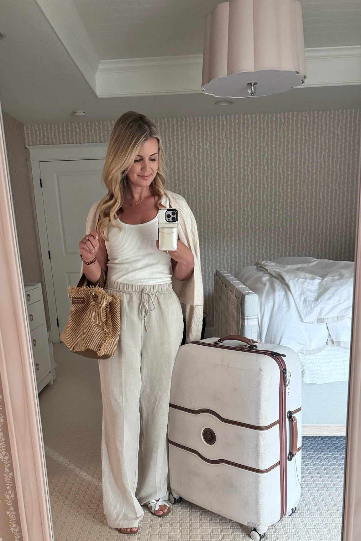 MSP -> CHS -> ATL -> LAS -> MSP this week 😅

Had to bring the big suitcase out for this trip!