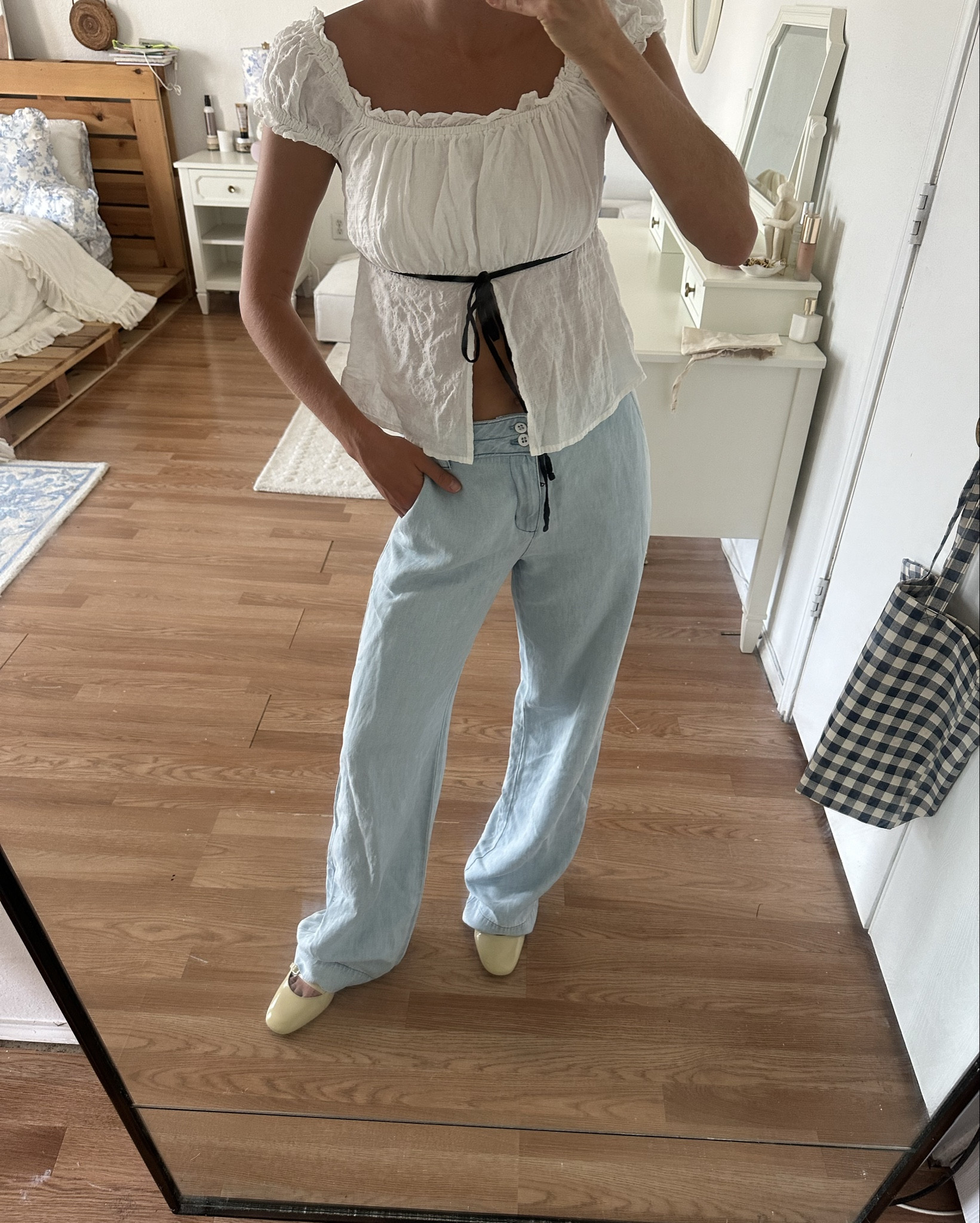 One of my fave combos for spring is a pair of good jeans and my favorite little shoes, these add so much to any outfit!🤍💌

#LTKStyleTip #LTKPetite #LTKSeasonal