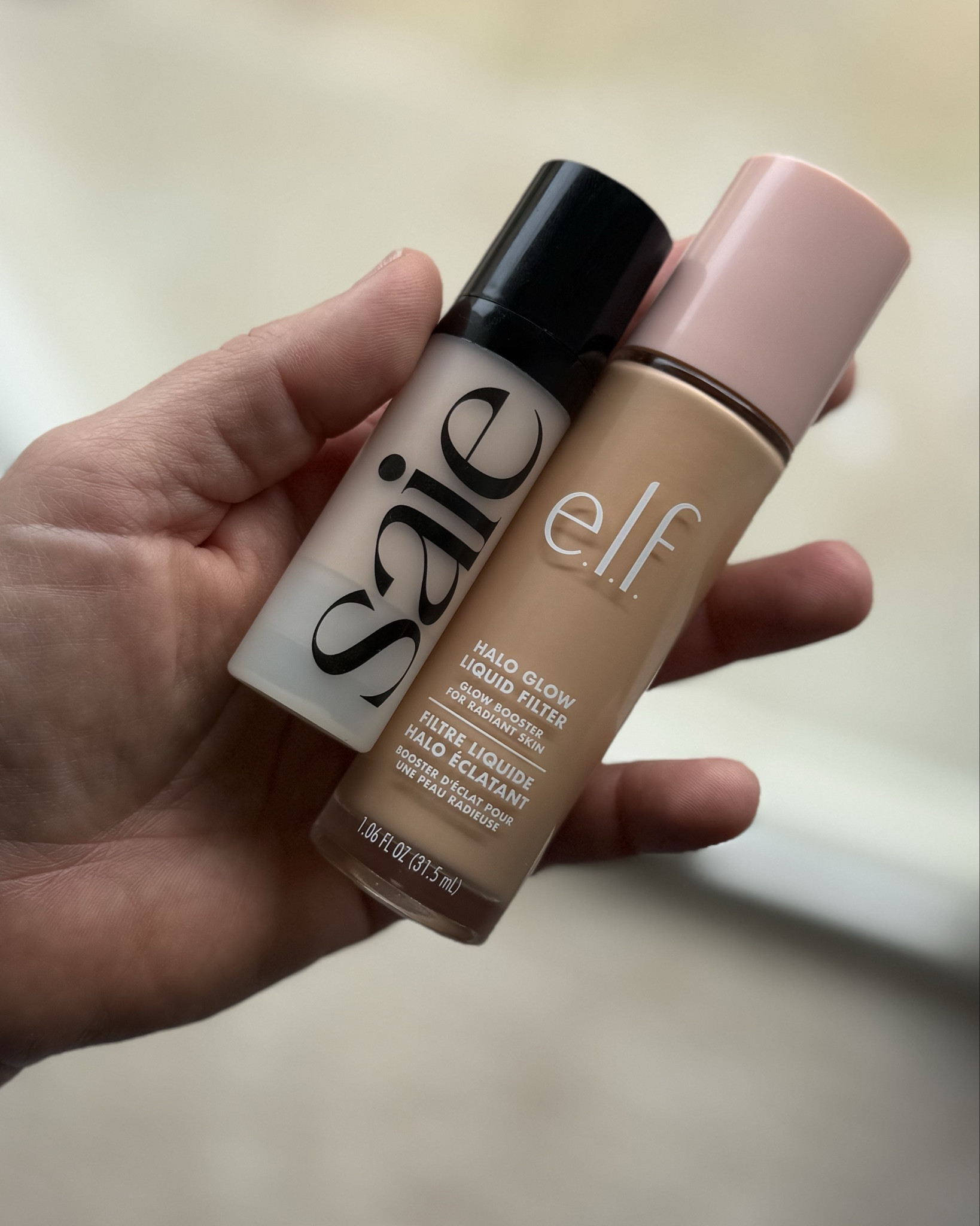 My newest make up obsession. Light, glowy and shimmery look! 

#LTKgrwm #LTKmomlife #LTKmorningroutine