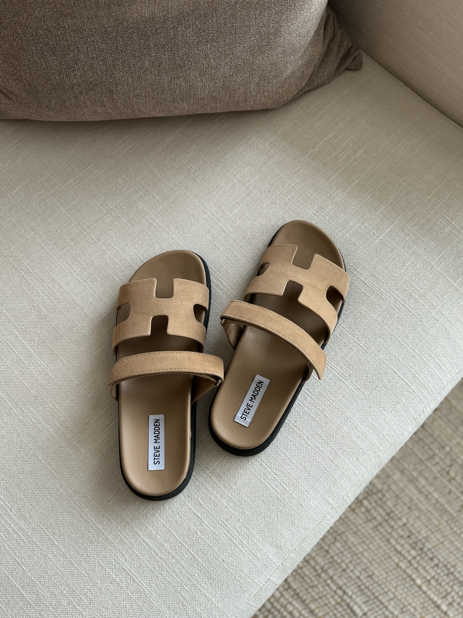Summer sandal! ☀️✨



#LTKStyleTip #LTKShoeCrush #LTKSeasonal