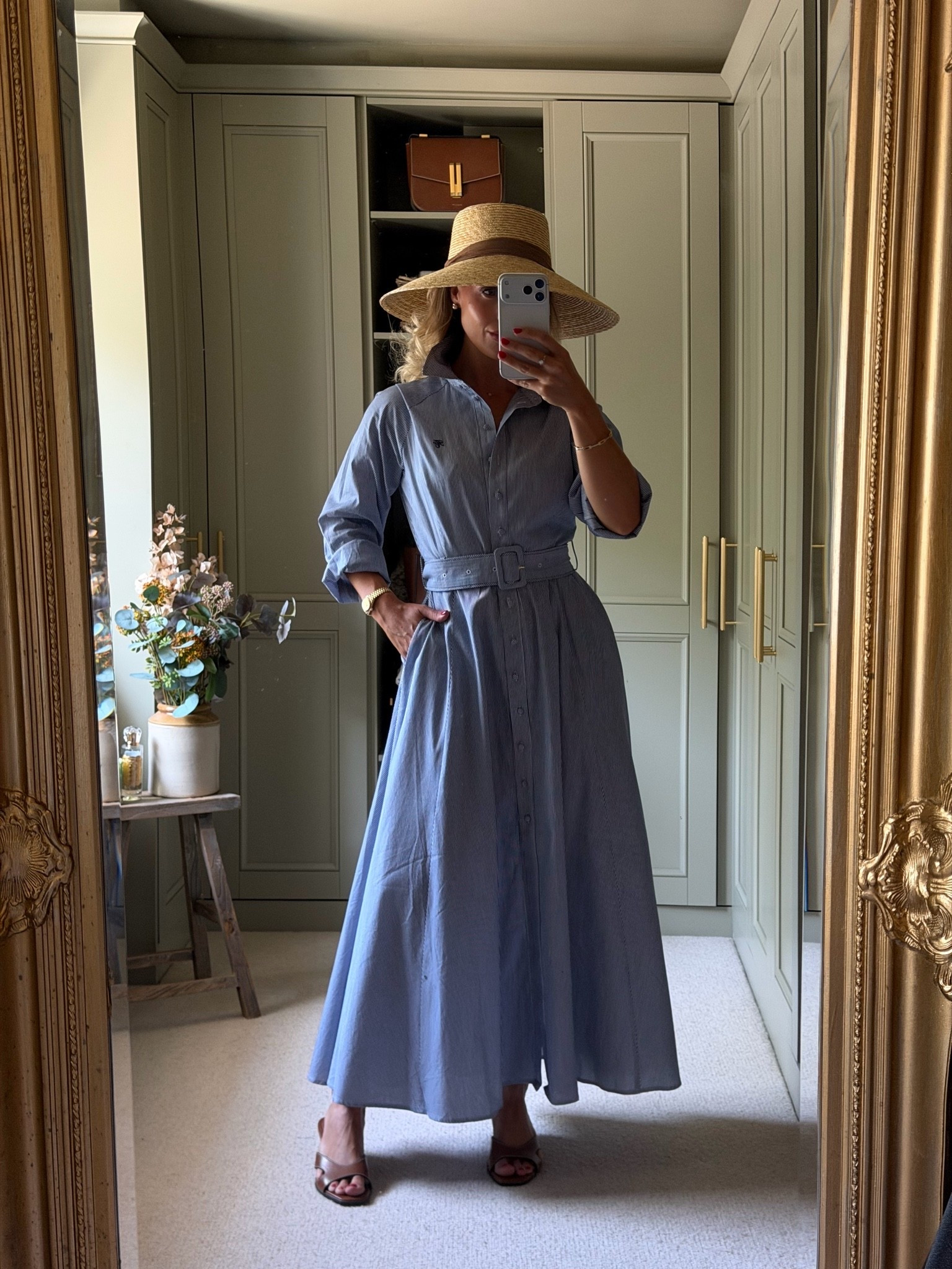 A classic shirt dress to take you through the seasons

#LTKstyletip #LTKdresses