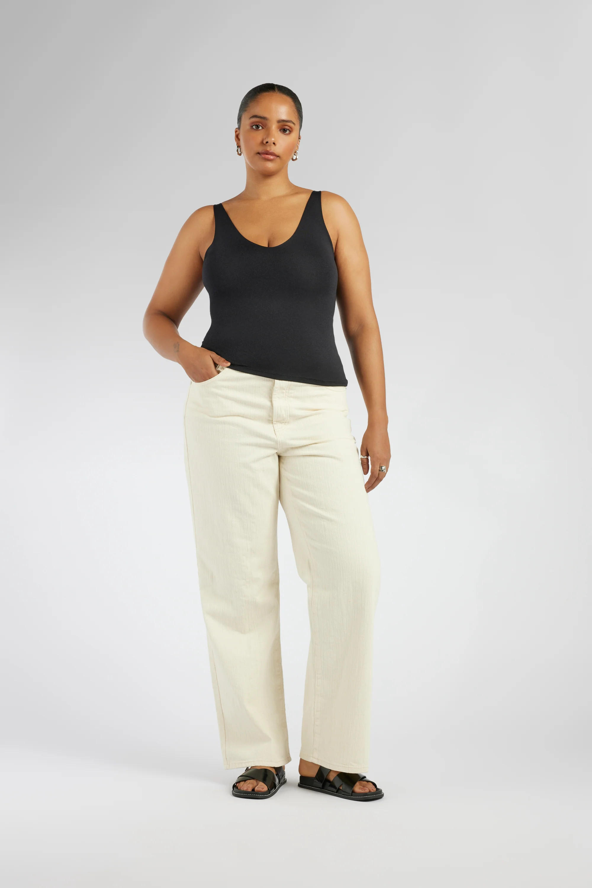 Deep V Tank | KLAYD
