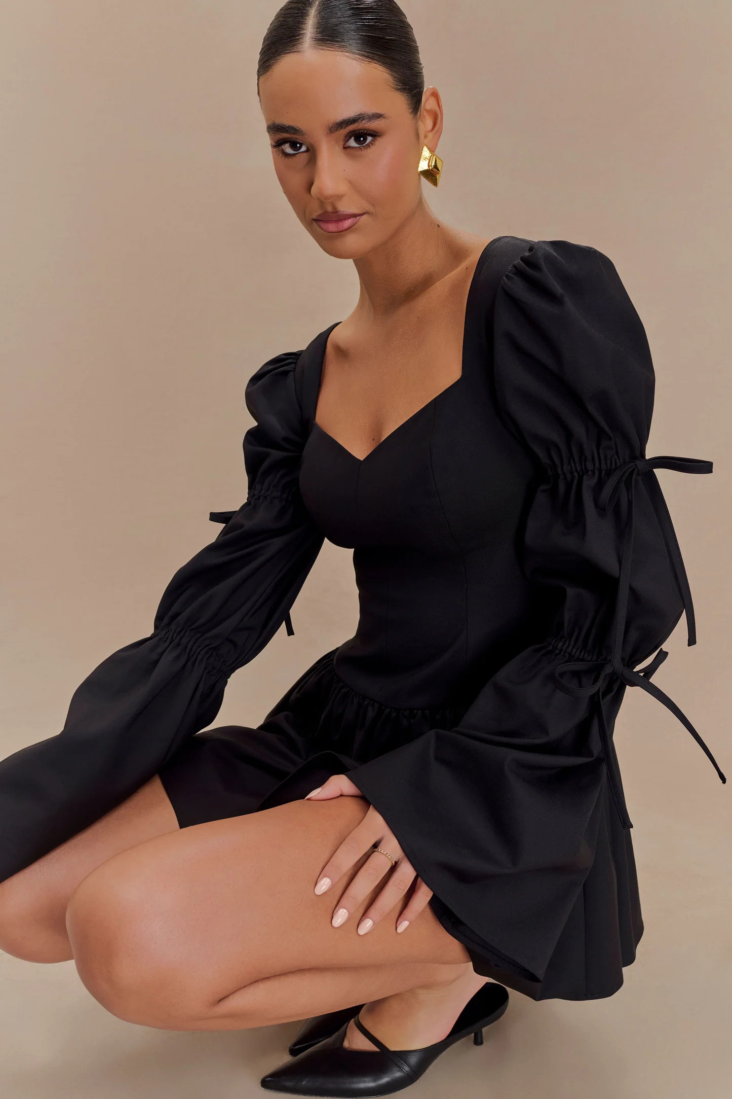 Raine Long Sleeve Cotton Mini Dress - Black | MESHKI US