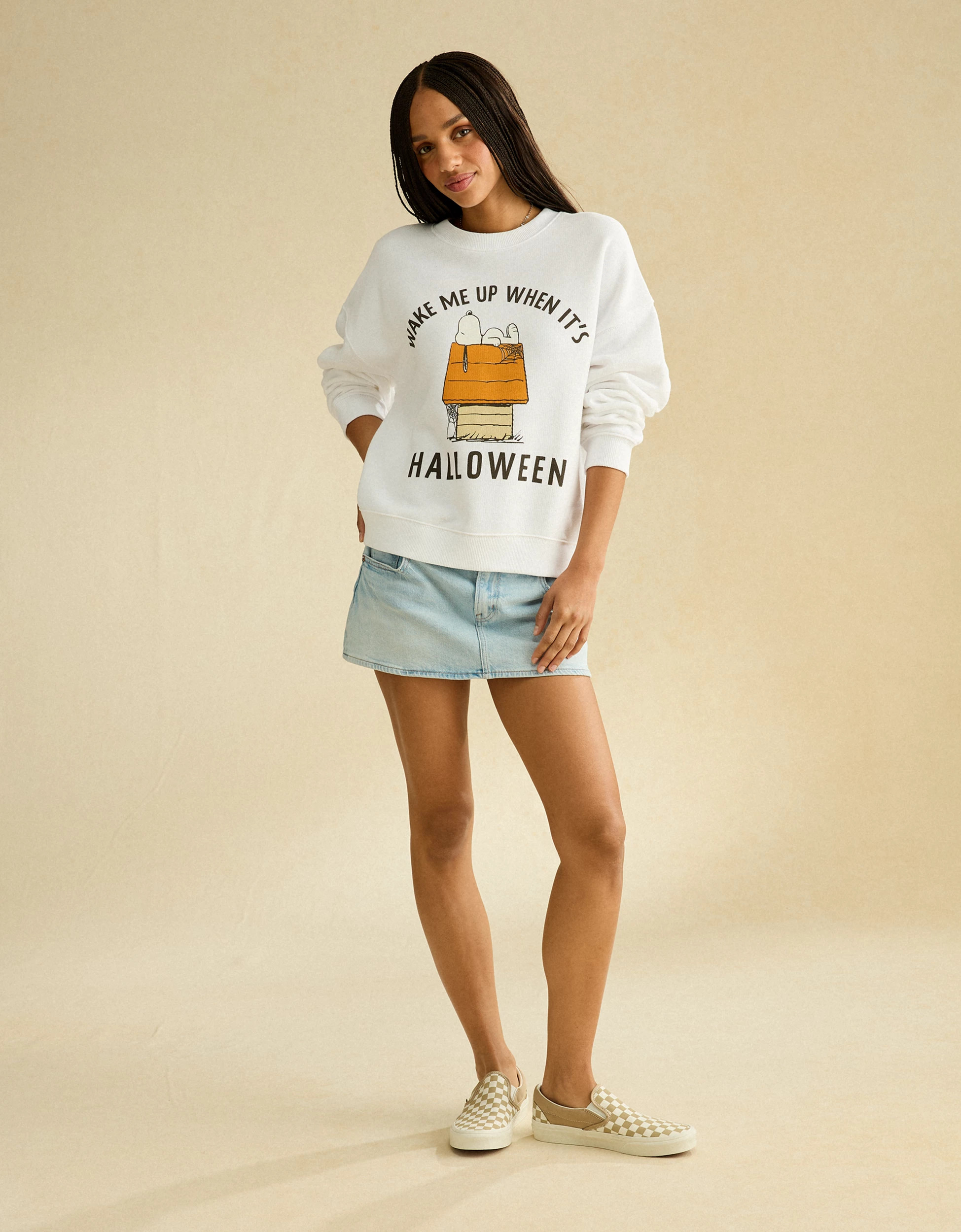 AE Peanuts Halloween Graphic Sweatshirt | American Eagle Outfitters (US & CA)