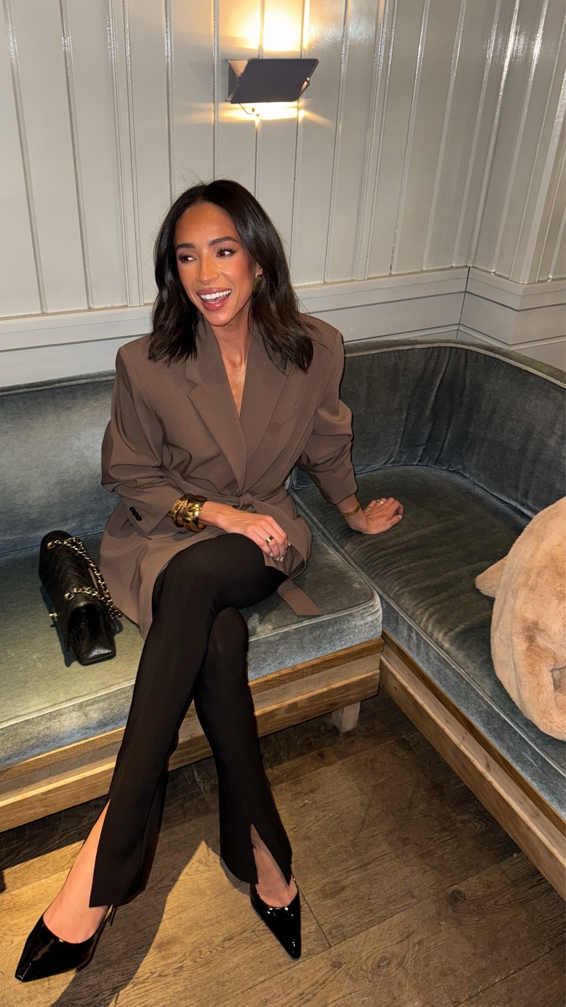 Date night outfit 🤎 Wearing size XS-S blazer (exact is old Zara and OOS but I’ve linked similar), size XS in split hem leggings (pre-bump), shoes fit TTS! 


Dinner outfit 
Valentine’s Day outfit 
Valentines outfit 
NYC outfit 
Winter outfit 
Winter fashion
Winter style 

#LTKTravel #LTKValentine #LTKSeasonal