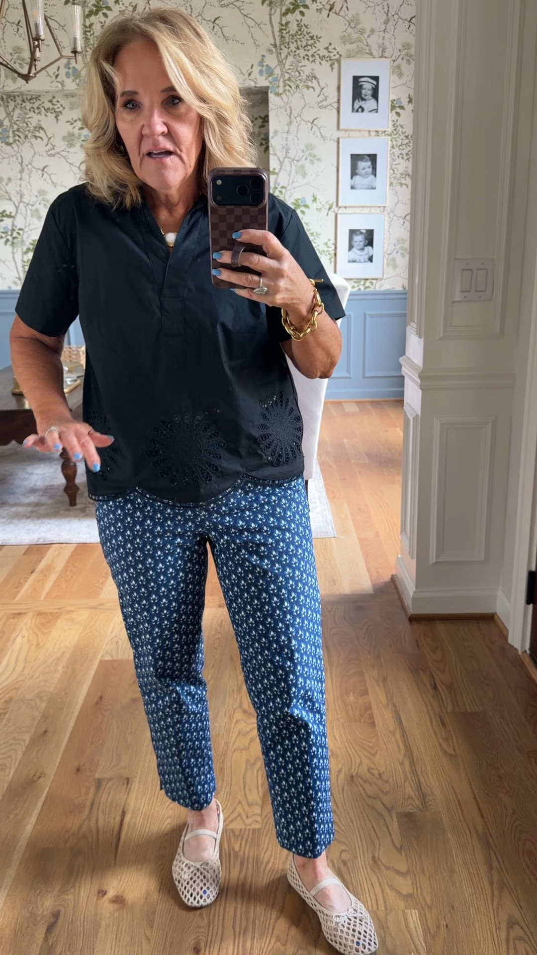 Cotton poplin top size medium petite. It also has a pair of pants make a two-piece set 
Pants size 8 petite
With some Julie Vos accessories

#LTKPetite #LTKOver40 #LTKootd