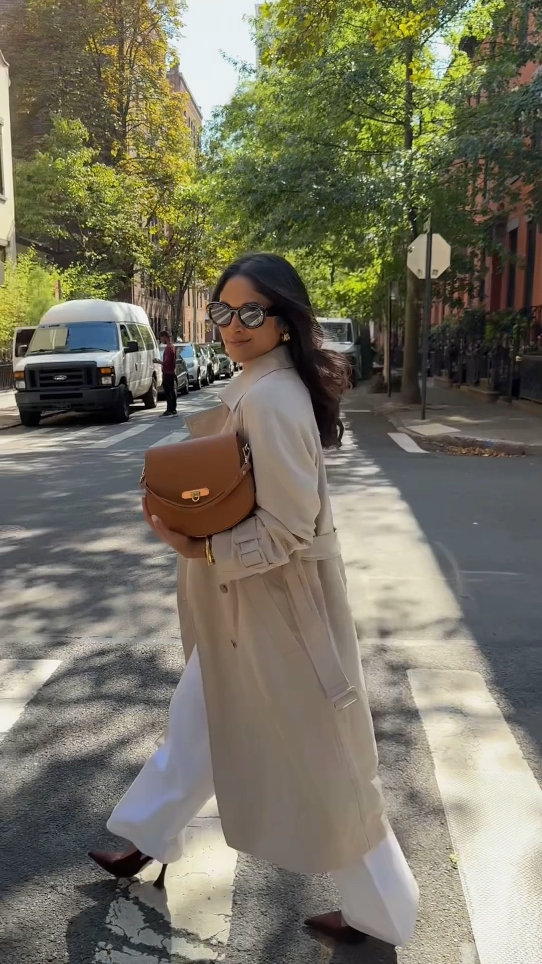 I designed the Sophia with you in the forefront of our minds in collaboration with @GiGiNewYork. I can’t believe this our sixth handbag design collaboration together over the past decade. The Sophia bends refinement with versatility featuring a softly curved silhouette, gold lock closure, and feminine leather detailing. It also features a detachable top handle and crossbody strap to allow for handheld or crossbody 
The gorgeous black and tan Sophia bags are handcrafted from durable textured French Calfskin leather and the Bordeaux is made with smooth European full-grain calfskin leather. 
20% OFF with code: HAUTE20

Wearing sz XS in trench coat 

