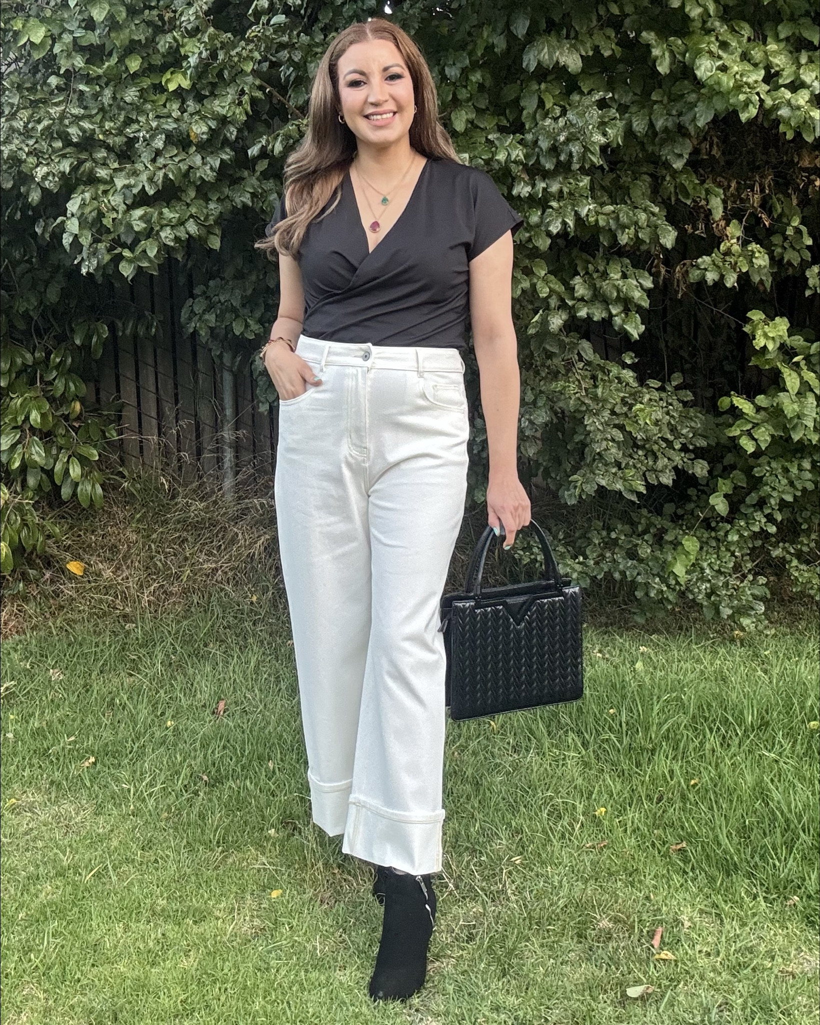 V Neck Cap Sleeve Crossover Ruched Solid Work Blouse.
Size:M

Halara Flex™ High Waisted Pockets Rolled Hem Wide Leg Washed Casual Jeans.
Size:M Regular 


#LTKMidsize #LTKStyleTip #LTKSeasonal