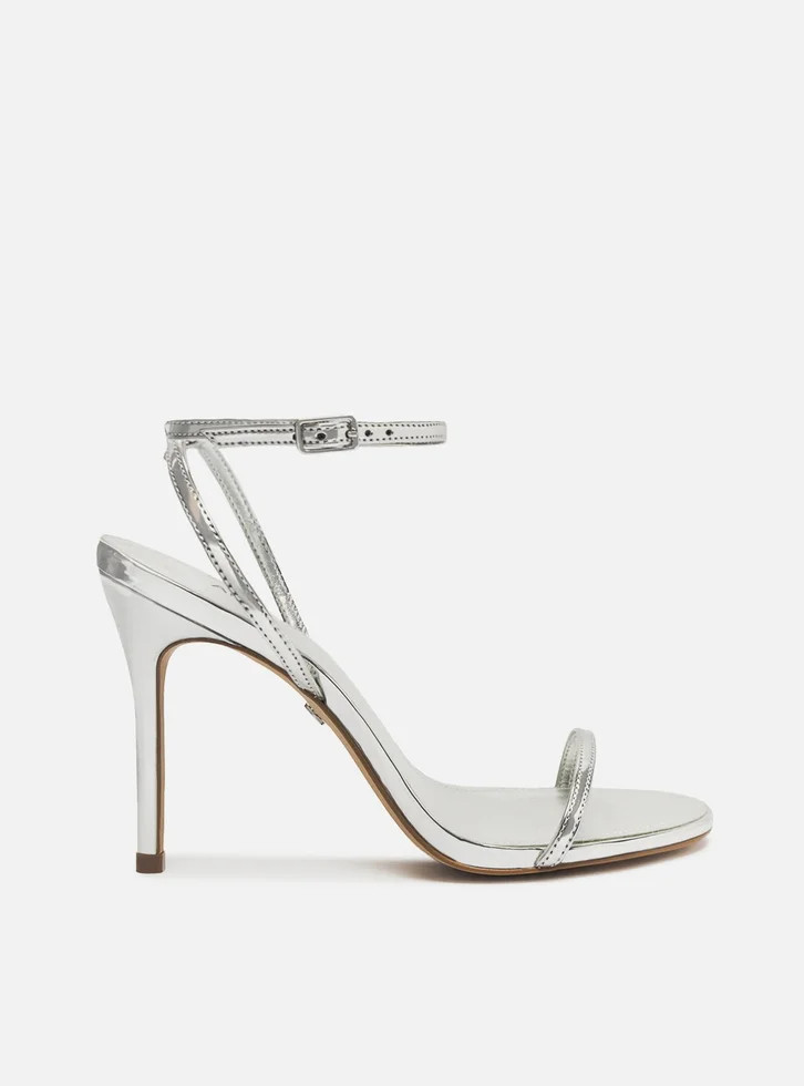 Sandália Prateada Arezzo Salto Alto Fino Minimal | ZZ Mall (BR)