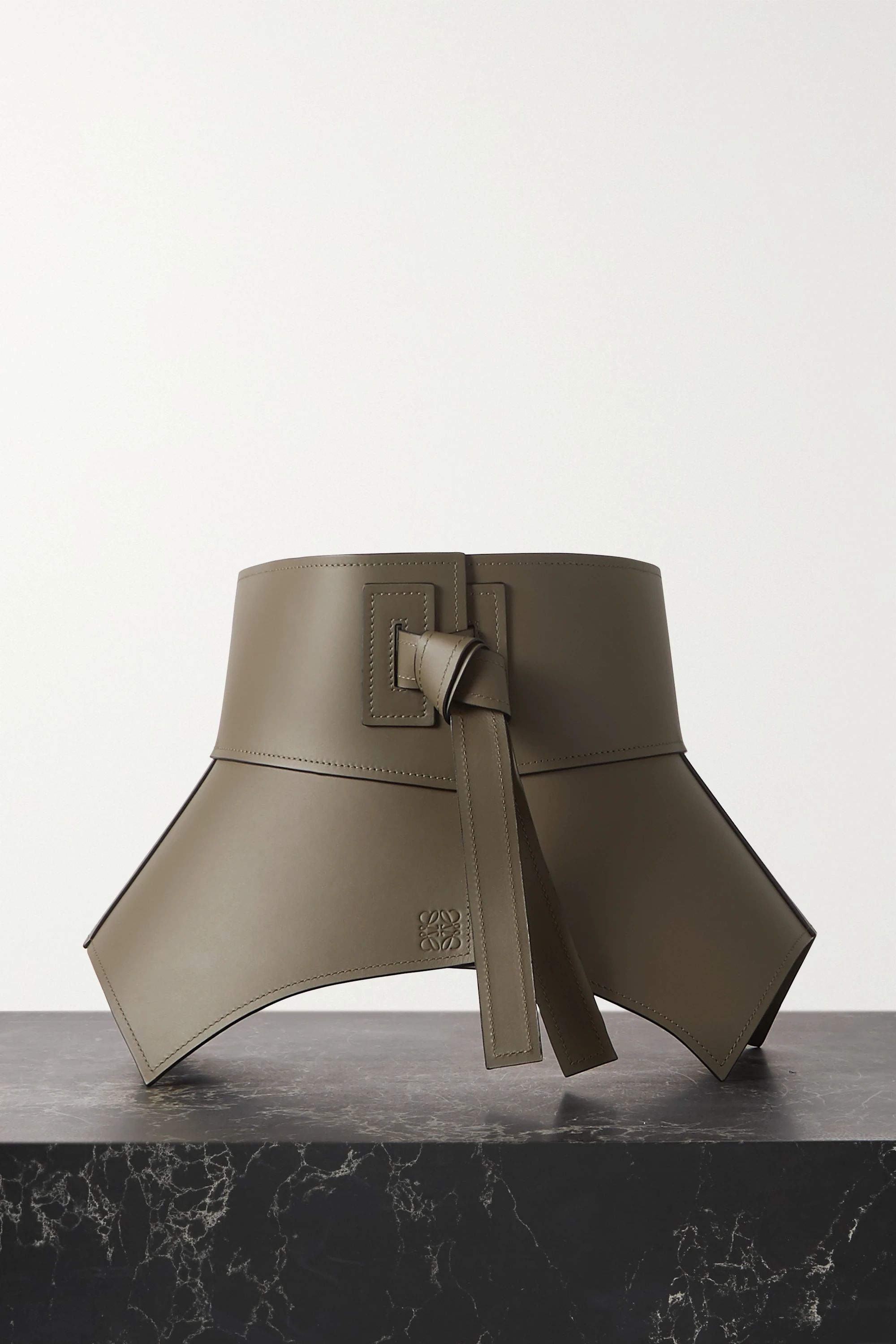 Army green Obi leather waist belt | Loewe | NET-A-PORTER | NET-A-PORTER (US)