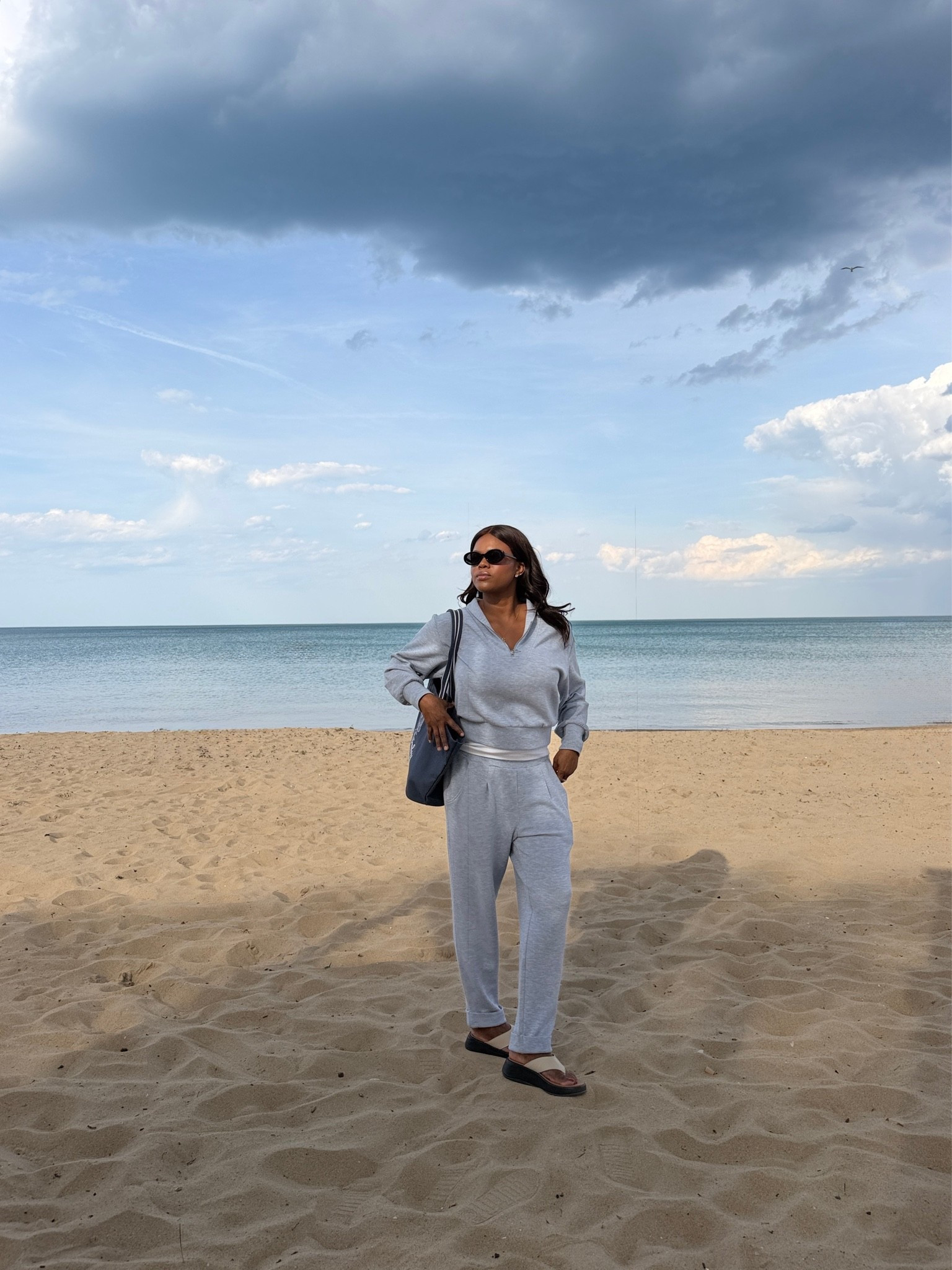 Spring in Chicago @varley 

Sandals : @fitflop

#LTKgrwm #LTKootd #LTKdayinmylife