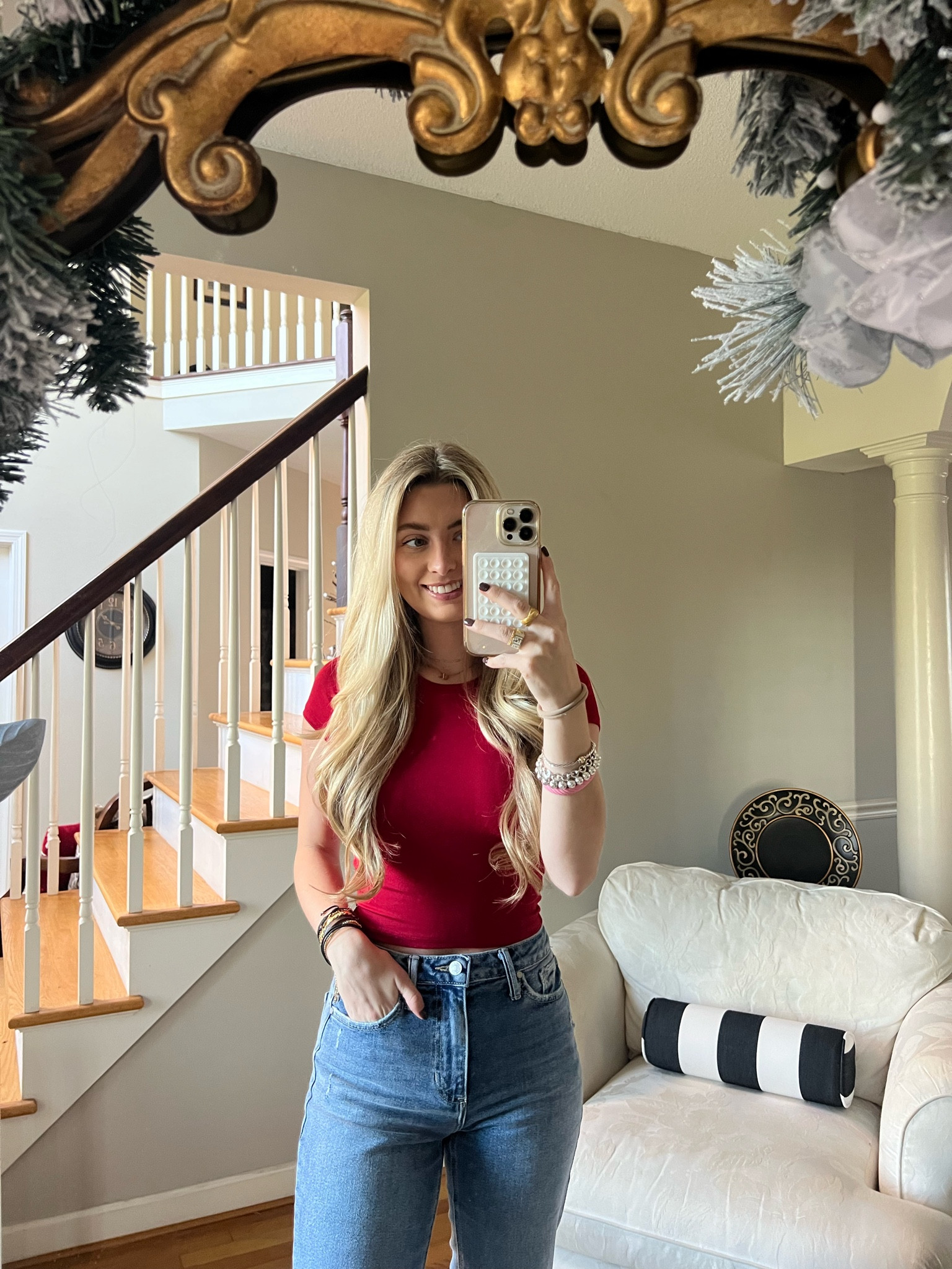 Seamless tee! 
Hollister 
size XS 


#LTKU #LTKHoliday #LTKsalealert