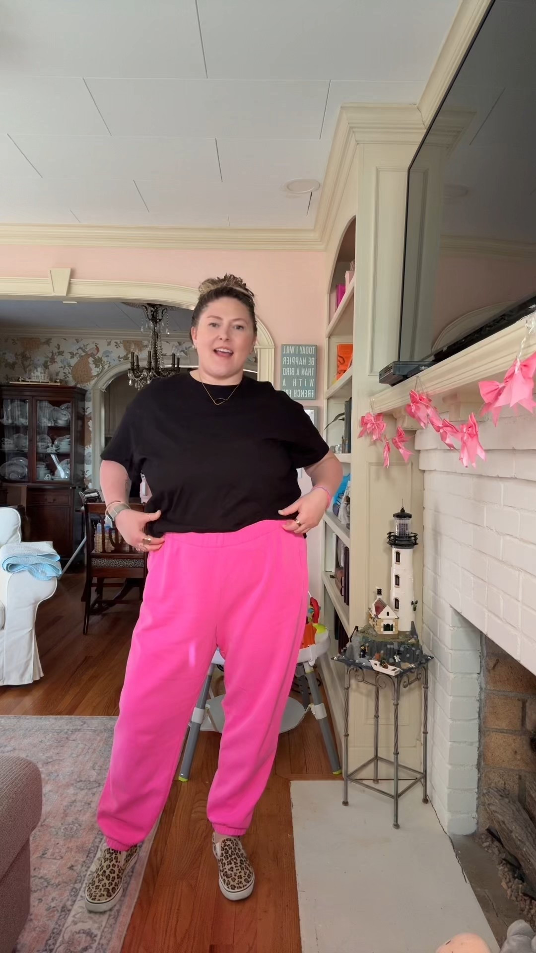 OOTD for ☕️ & 🛍️

#LTKStyleTip #LTKFindsUnder50 #LTKMidsize