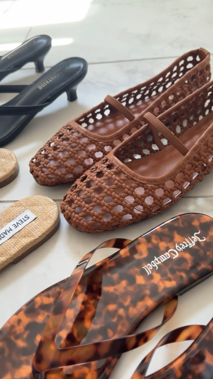 Spring sandals 
Sandals
Vacation 

#LTKSeasonal