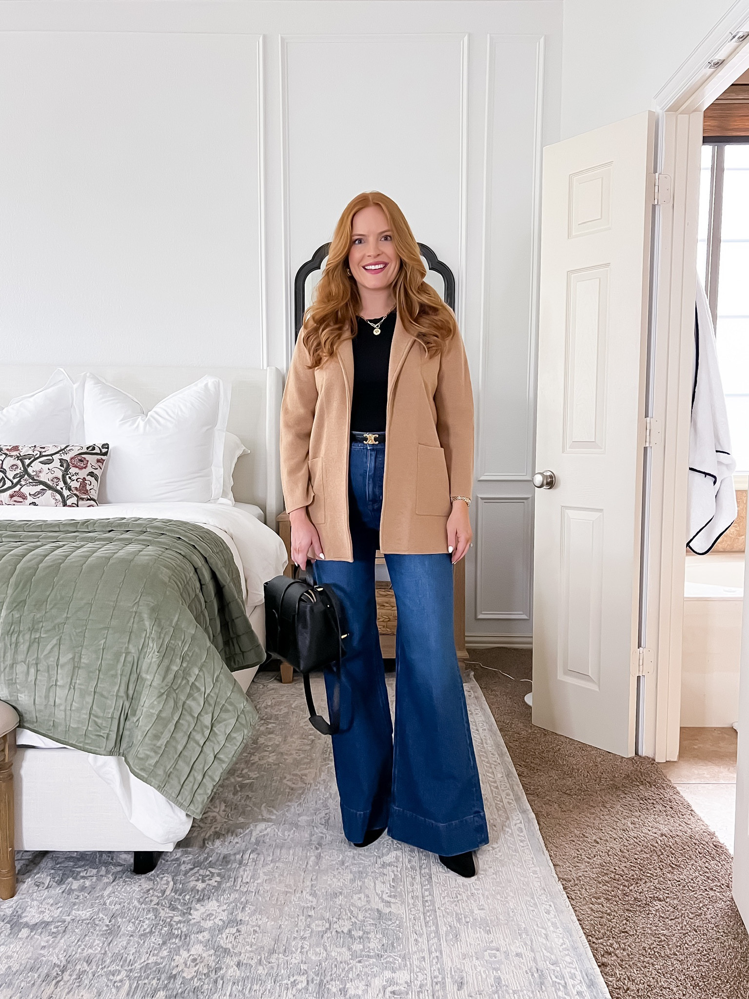 how to style flared jeans!  

#LTKworkwear #LTKhome #LTKstyletip