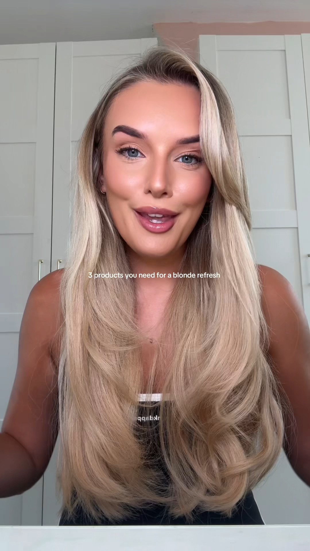 hair transformation from brassy to pearl blonde 💕💕 

steps - coat hair in colour wow dream filter and dreaming mask and leave for an hour 

Rinse out and apply L’Oréal toner and leave for 5 mins 

💕💕