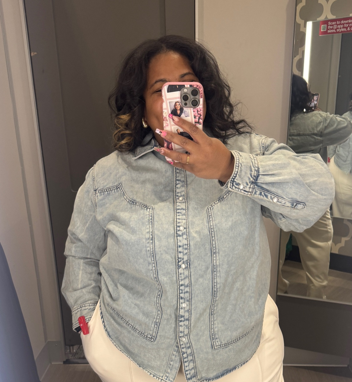 Why am I obsessed with this denim shirt from my favorite place target! So stinking cute! 