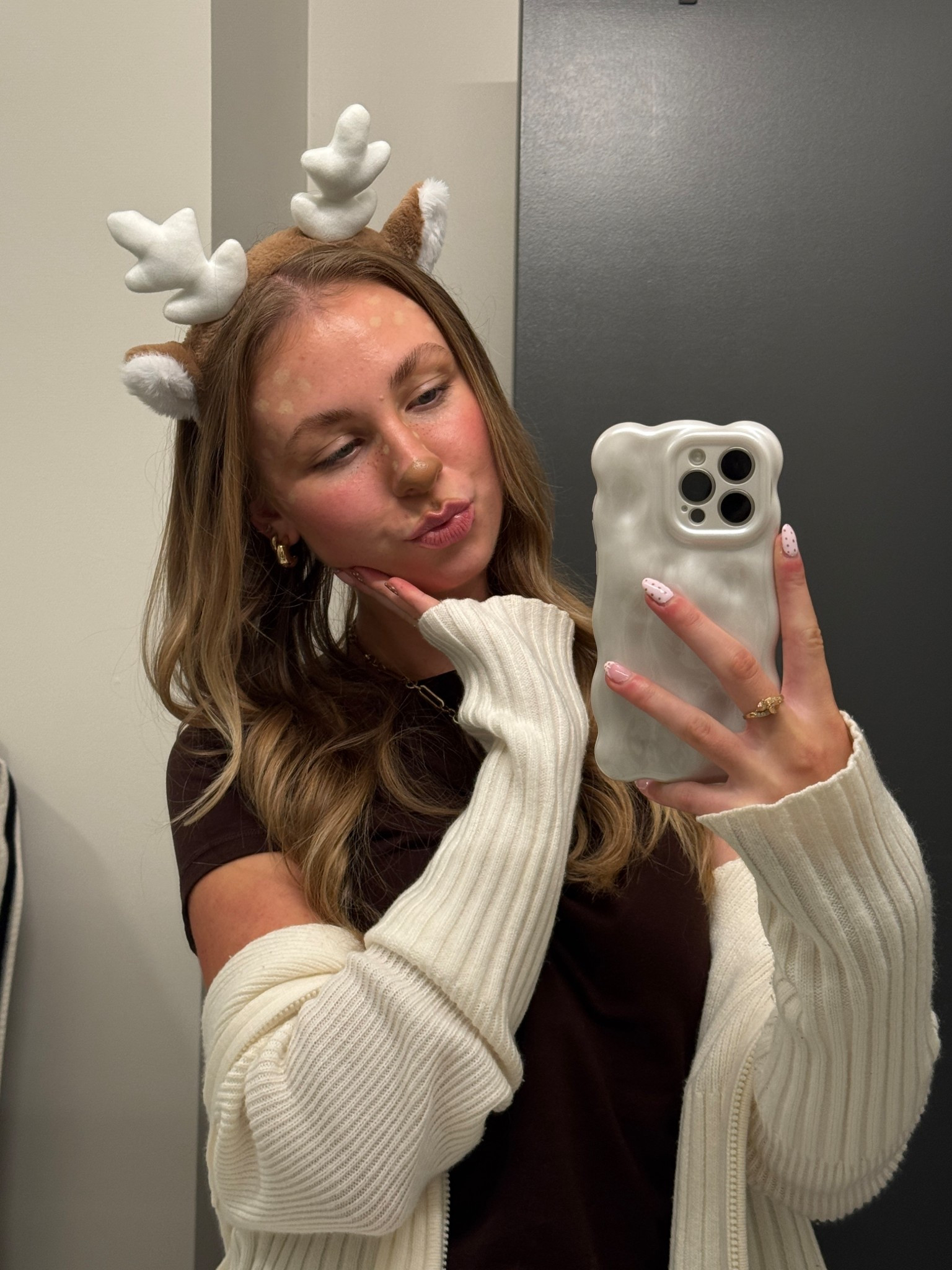 deer Halloween makeup <3

#halloweenmakeup #makeuproutine 

#LTKHoliday #LTKBeauty #LTKSeasonal