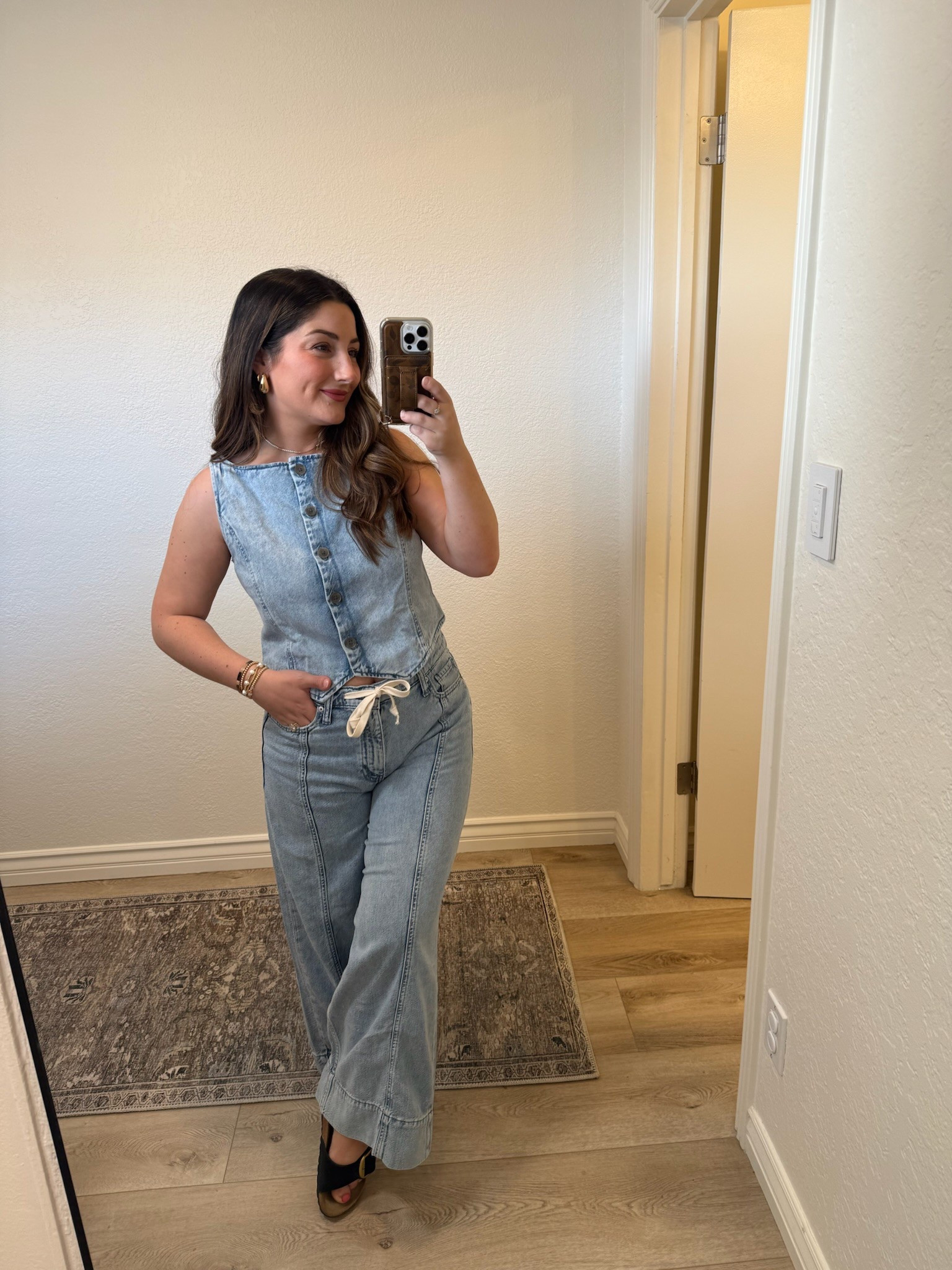 Denim on denim summer look from Gap! 

I’m 5’0” 140 lbs

Top size small
Bottoms size 28 petite


#LTKSaleAlert #LTKPetite #LTKStyleTip