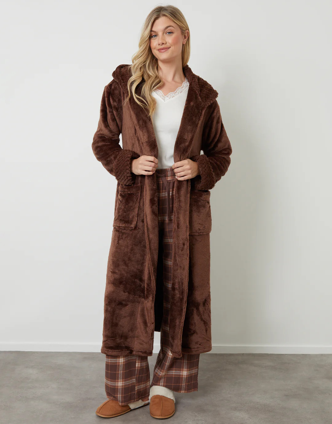 Chocolate Brown Soft Faux Fur Trim Dressing Gown | Threadbare