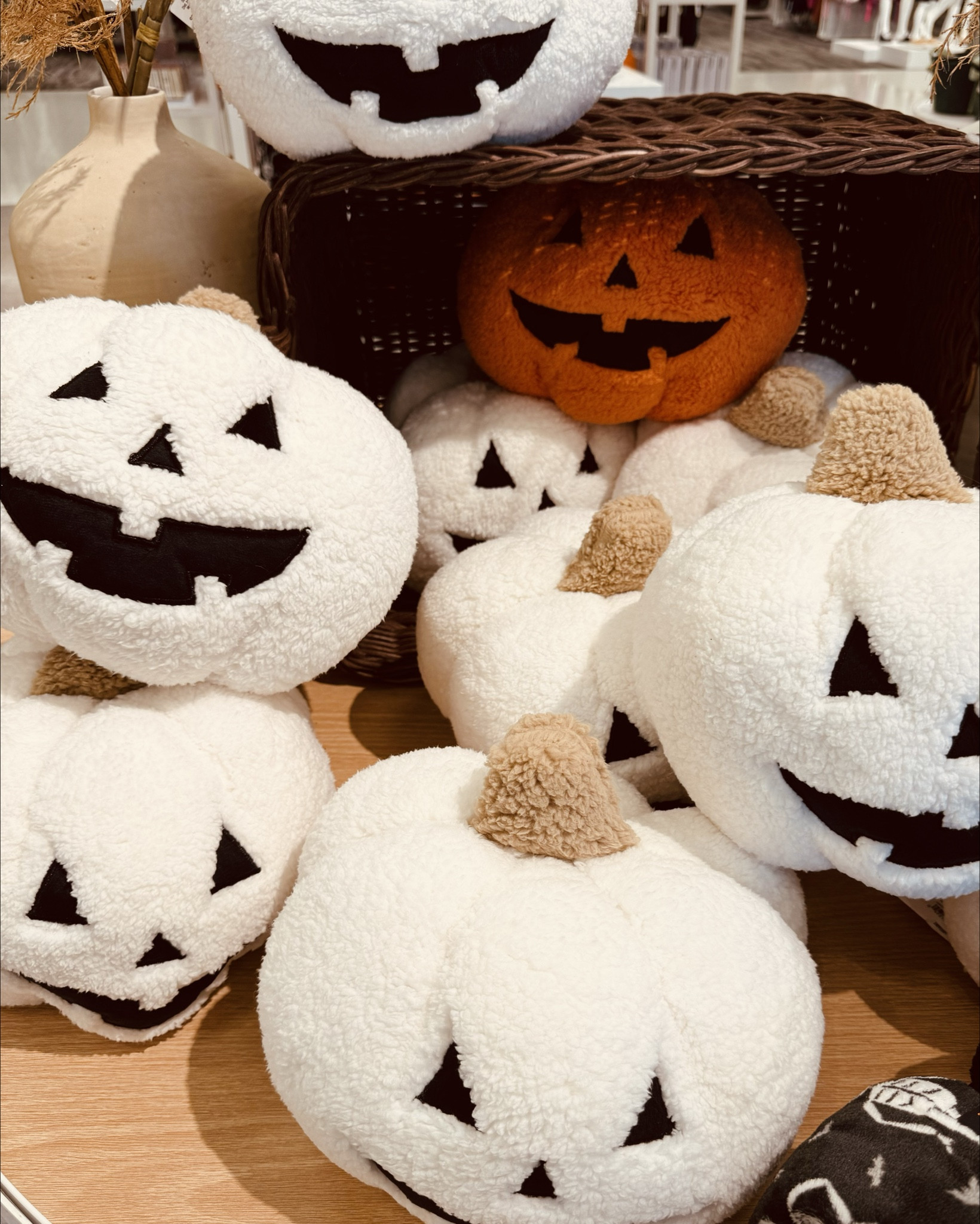 Who’s ready for Spooky Season!?!  loved these pumpkin throw pillows: so soft and cute.  And the glass pumpkins were gorgeous

#LTKKids #LTKSeasonal