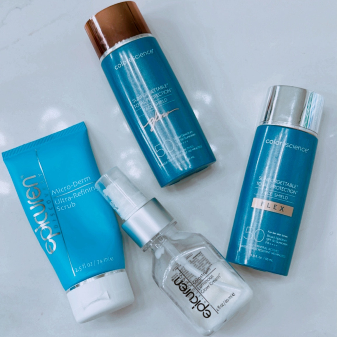 My Ultimate Glow Essentials✨

Face shield GLOW & FLEX 50 mixed together for a little tint & a little shine l!! 

Perfect size for travel too! 

#epicuren #beauty #beautybuys #spf #colostrum #facialscrub #colorescience 

#LTKTravel #LTKBeauty #LTKFindsUnder100