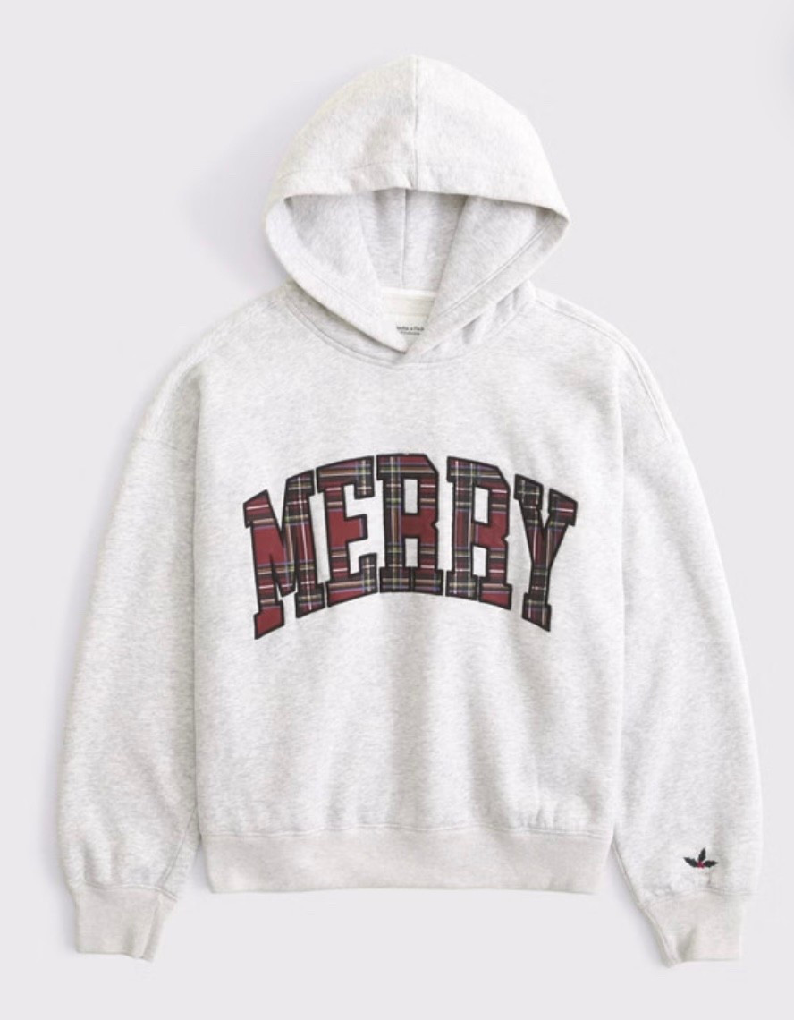 Cutest Christmas sweatshirt!! 