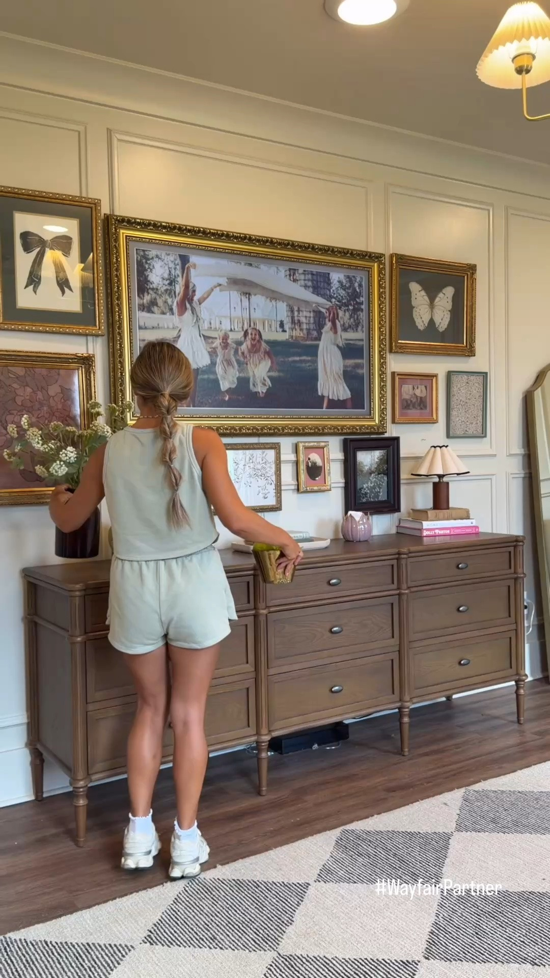 #AD I’ve partnered with @Wayfair  to refresh my home for fall, and I love how easy they make it to find pieces that make every space feel a little more special. 🍂🤎

@Wayfair  @Shop.ltk #Wayfair #WayfairPartner