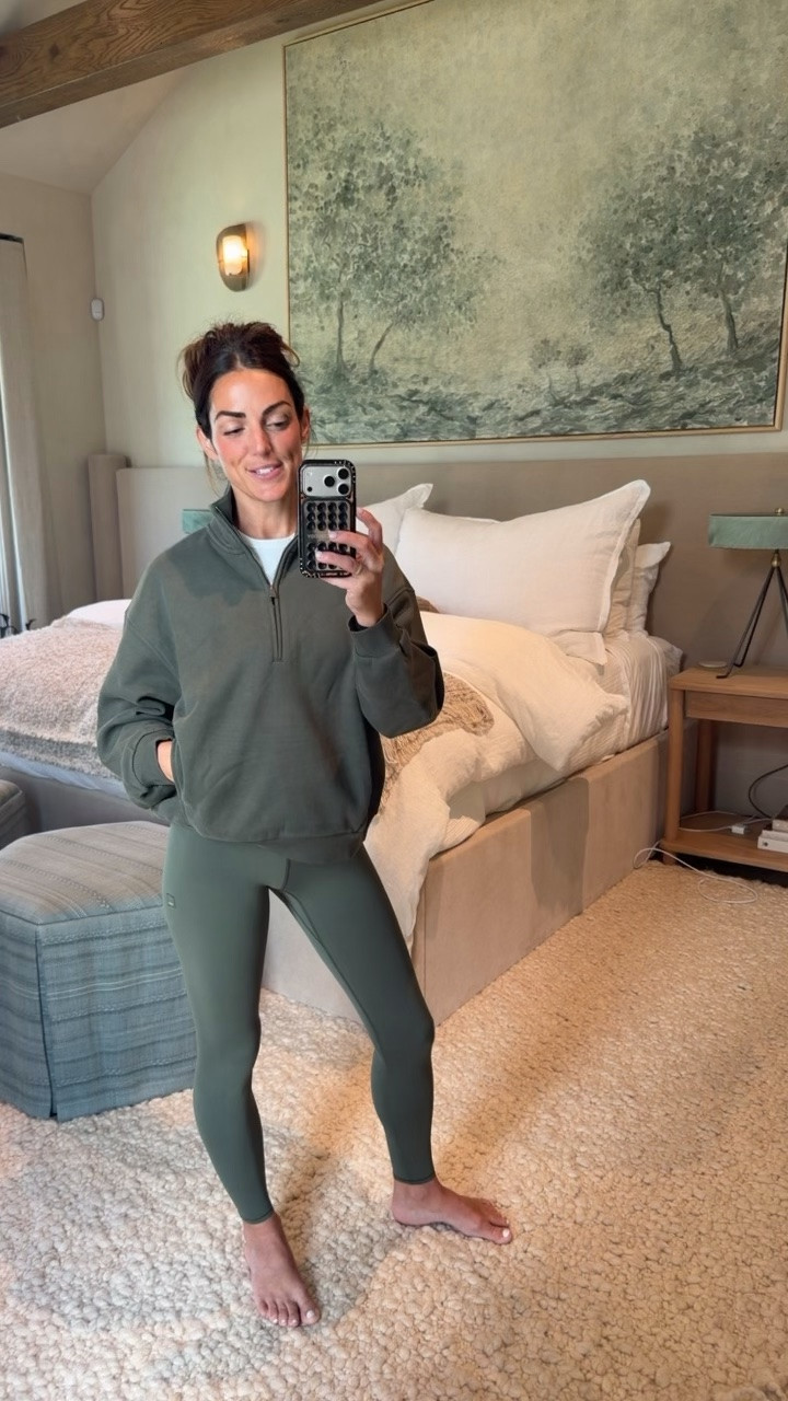 MADISON20NEW FOR 72 hours!!
Wearing XS! 
@Vuori US #vuoripartner