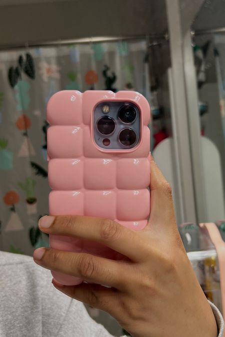 New season, new case💕

#LTKfindsunder100 #LTKfindsunder50