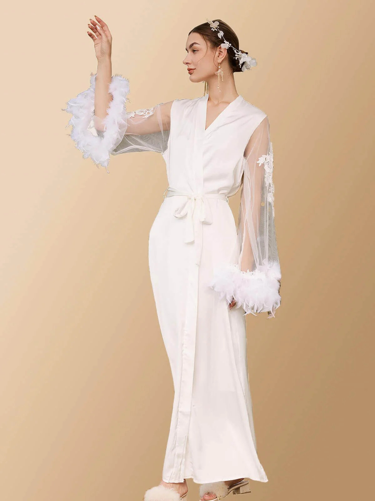 White Feather Bridal Robe | ulivary