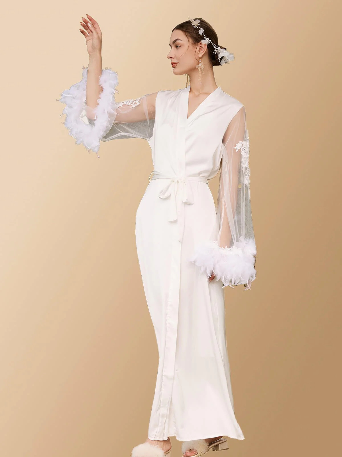 White Feather Bridal Robe | ulivary