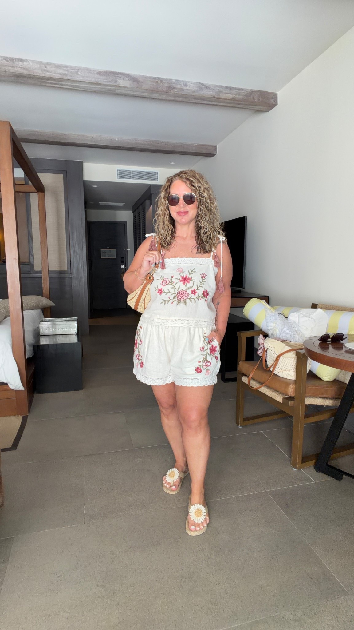 The cutest short set. I wear a large in both top and bottom 

#LTKMidsize #LTKOver40 #LTKPetite