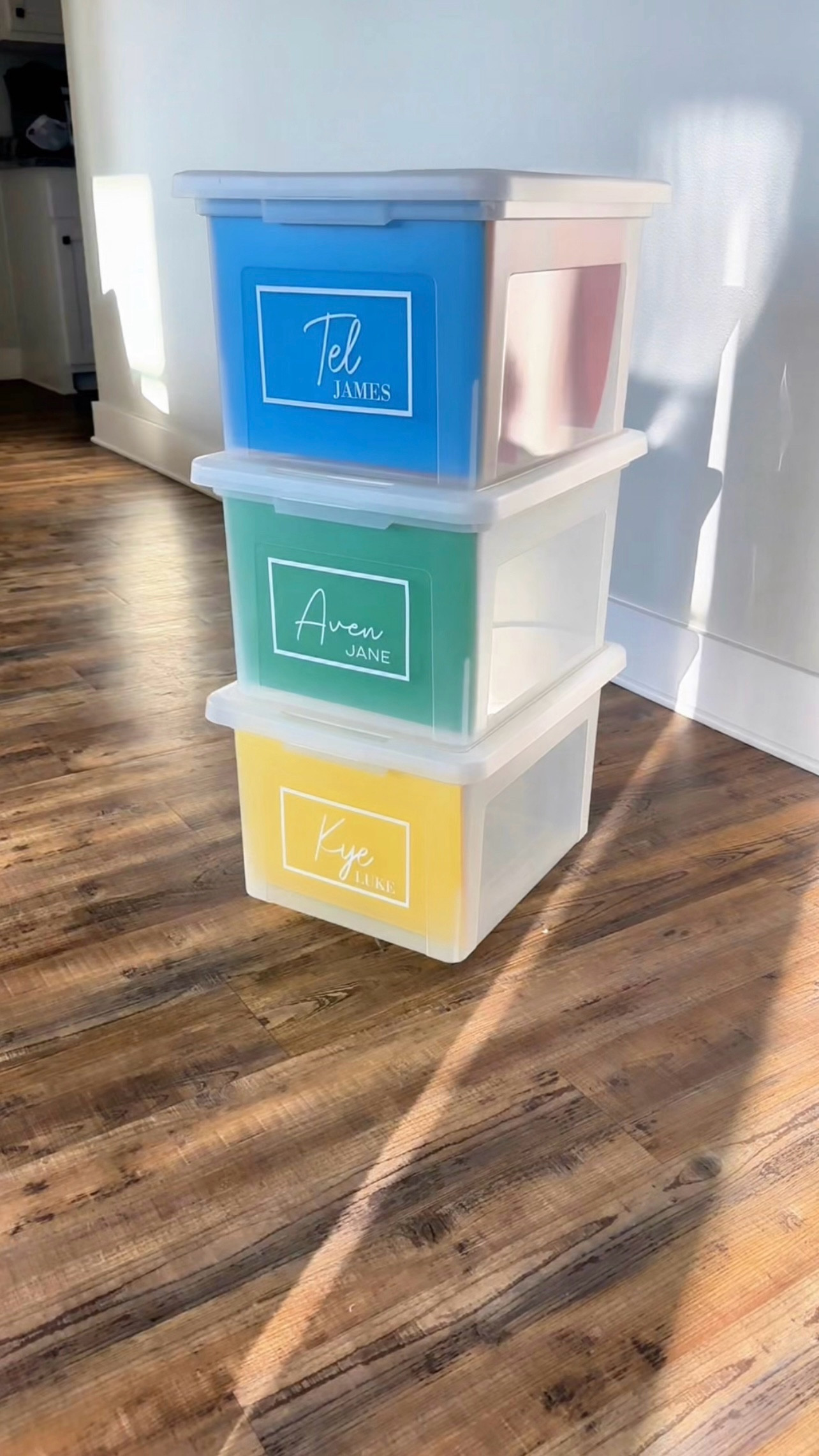 Do you save every school paper or are you a secret tosser? Be honest! 😂👇🏻

Tell me I’m not the only one with school papers piling up everywhere! 🙋🏻‍♀️ Between artwork, worksheets, & little love notes, it’s hard to know what to keep & what to toss. 

This simple storage bin system has been a game changer! ✨ Now everything has a place, & I don’t feel as guilty about throwing papers away! 

Kids art work | Home organization | declutter your home | home hack | memory lane | easy mom hacks 

#LTKHome #LTKFindsUnder100 #LTKKids
