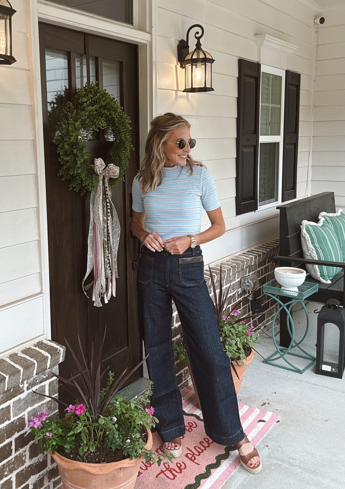 These @Anthropologie jeans and top are 30% off today and perfect for the office, classroom, and more! Wearing size 26