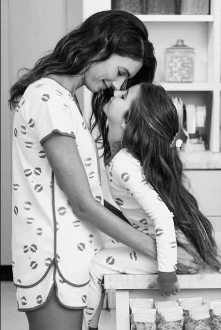 Still in need of a last minute Valentine’s Day gift for you or the kids? Save 15% off of Lake Pajamas kisses print pajamas for the whole family, ends tonight! Use code KISSES15 at checkout 

#LTKunder100 #LTKGiftGuide #LTKsalealert