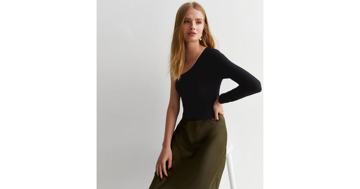 Black One Shoulder Top
						
						Add to Saved Items
						Remove from Saved Items | New Look (UK)
