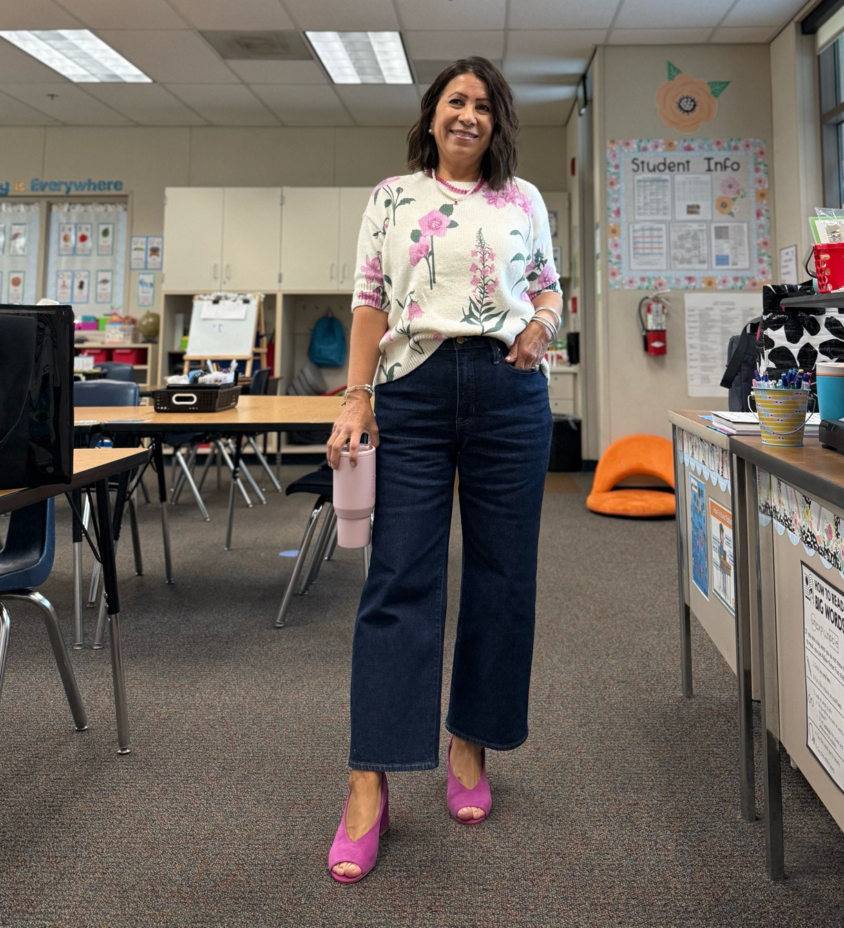 Teacher outfit idea 🌸

wearing a reg Small in the sweater 


floral sweater | petite jeans | J. Crew | Ann Taylor | shoes are vintage ~ linked other pink shoes

#LTKootd #LTKPetite #LTKSaleAlert