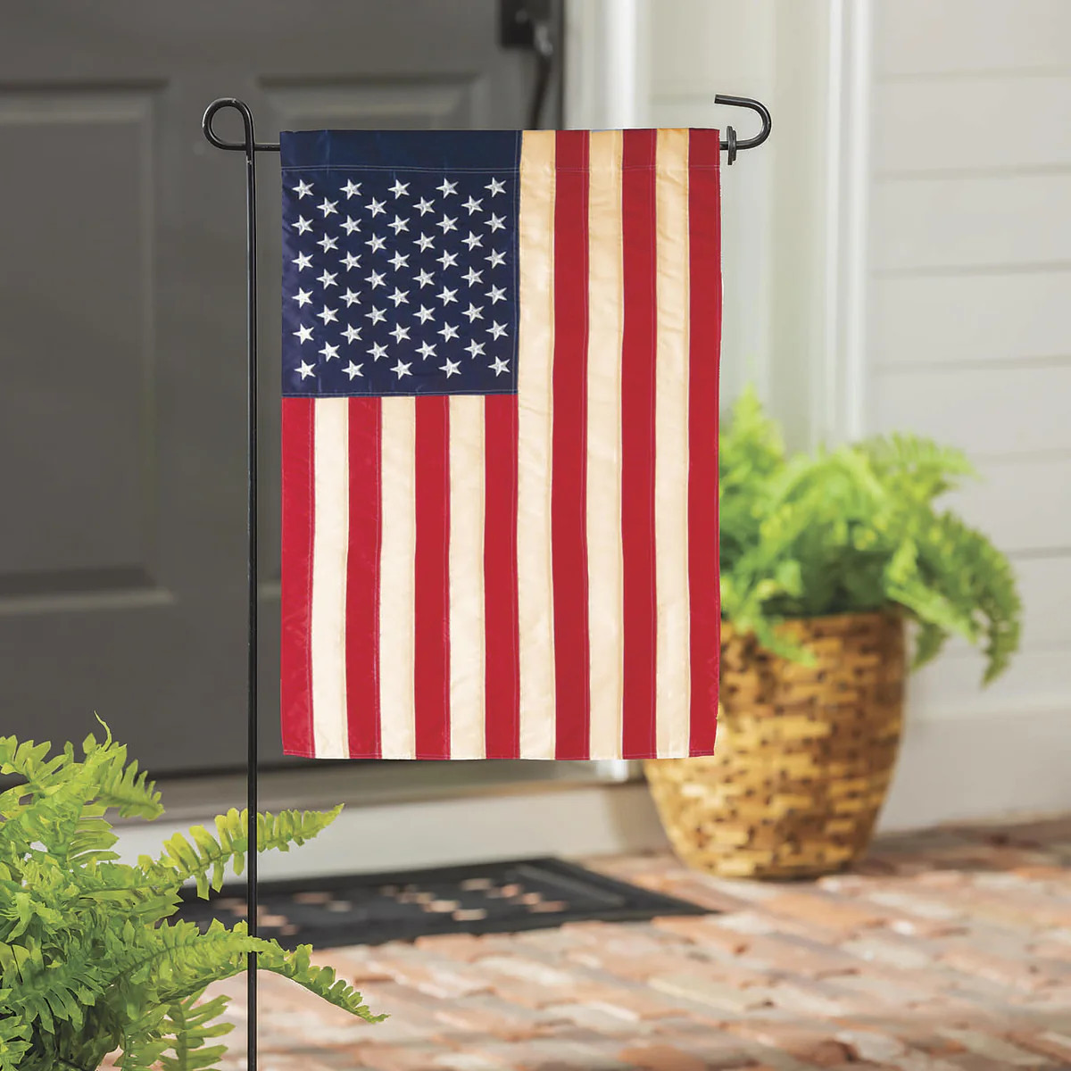 Tea-Stained American Garden Flag | My Evergreen