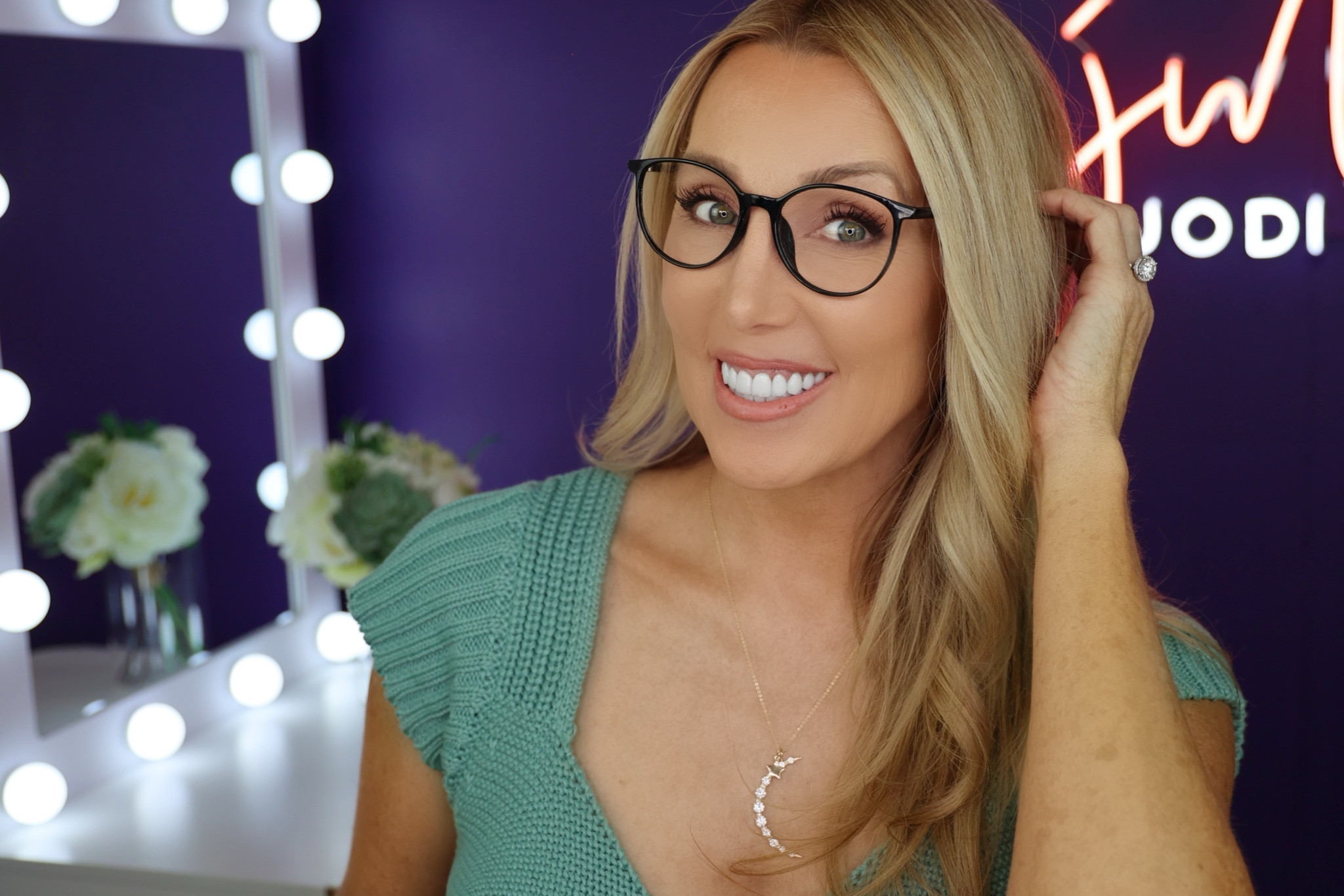 GET THE LOOK 

#LTKworkwear #LTKhome #LTKbeauty