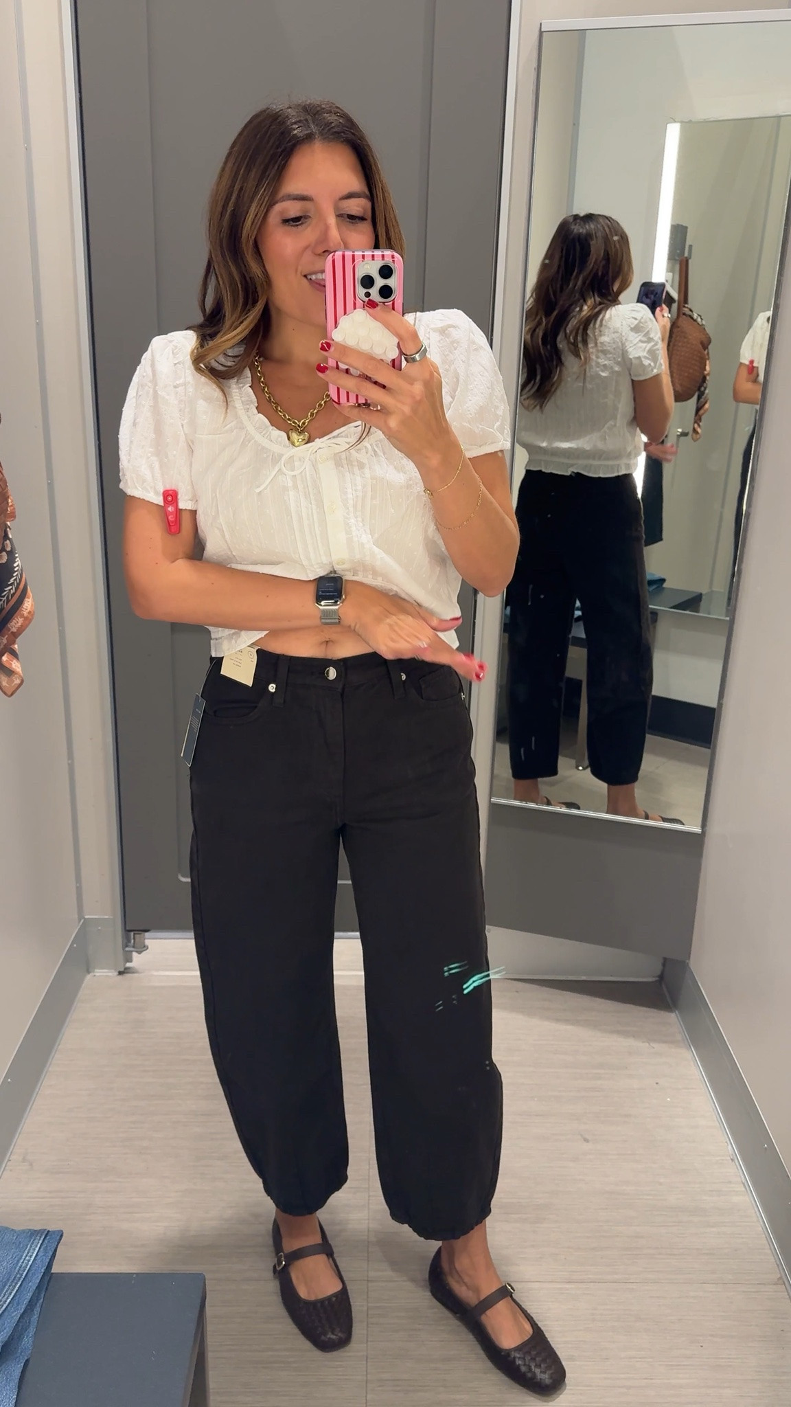 These chocolate brown barrel jeans from target are LEGIT!! I’m 5’7” in a size 4.