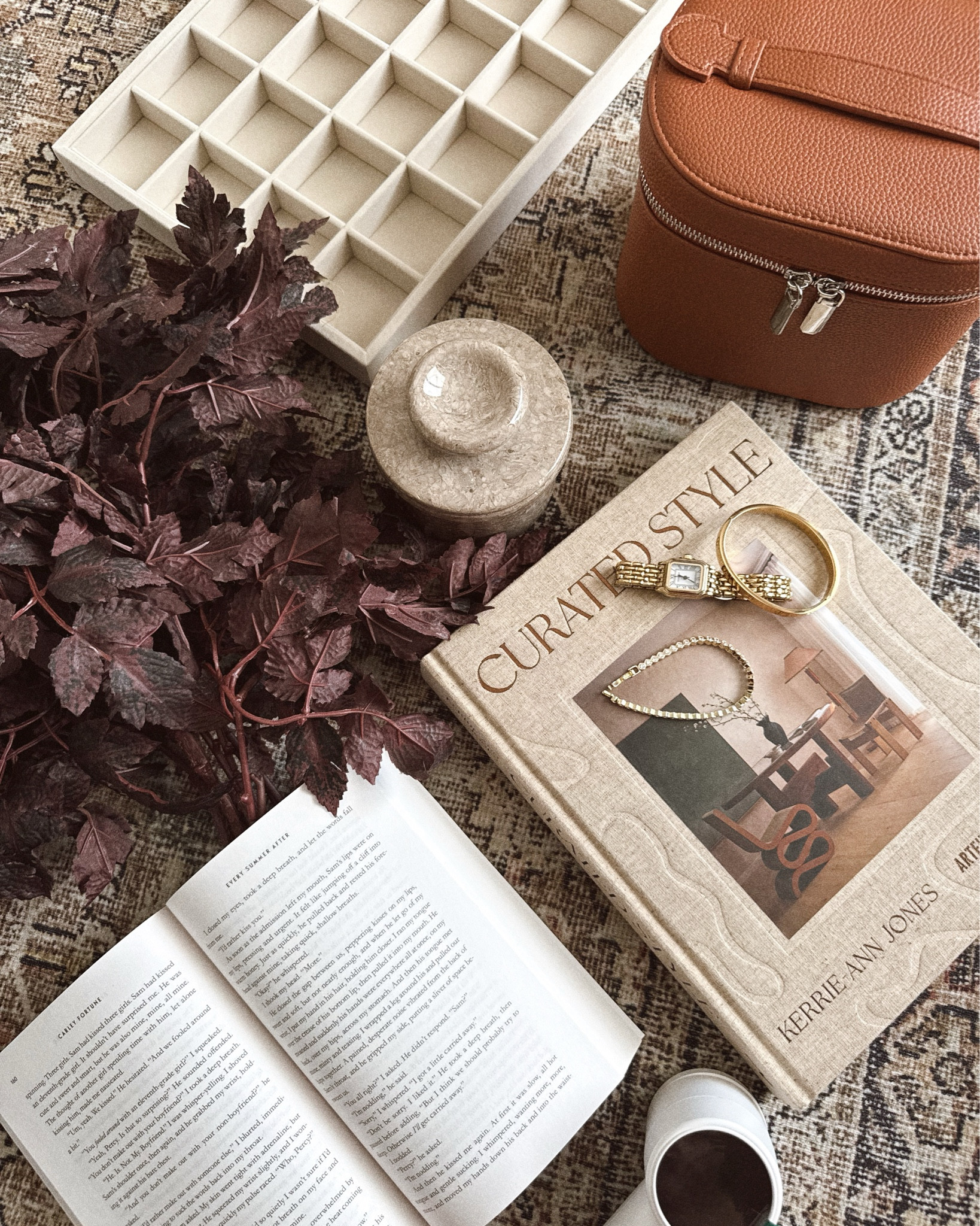 My latest Amazon haul 📦🤎

What I ordered and had to share:
+ New Coffee Table Book
+ The prettiest bracelet watch combo stack that’s all designer inspired and affordable 
+ Designer inspired toiletry hard case that’s under $30 
+ Marble butter keeper 
+ New book that I’m starting today 
+ the only fall stems you need these are a look for less and they’re even better quality than the real ones trust me…
+ jewelry organizer that stacks and can be customized to whatever size tray you need
+ Fabric shaver 
+ The best leggings ever I only buy these 
+ these these facemasks are a game changer and worth the hype  ✨

#amazon #amazonfinds #amazonhaul #amazonunboxing #modernorganic #braceletstack #toiletrycase #jewelryorganizer #fallstems #coffeetablebook #amazonfashion #amazonhome 

#LTKSeasonal #LTKHome #LTKStyleTip