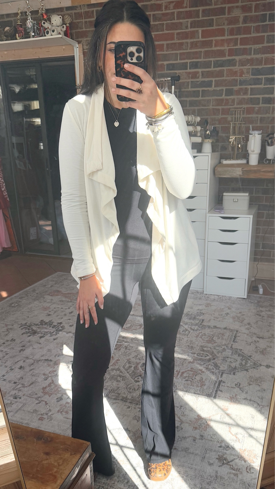 errands fit (linked similar cardigan)

#LTKActive #LTKFindsUnder50 #LTKFitness