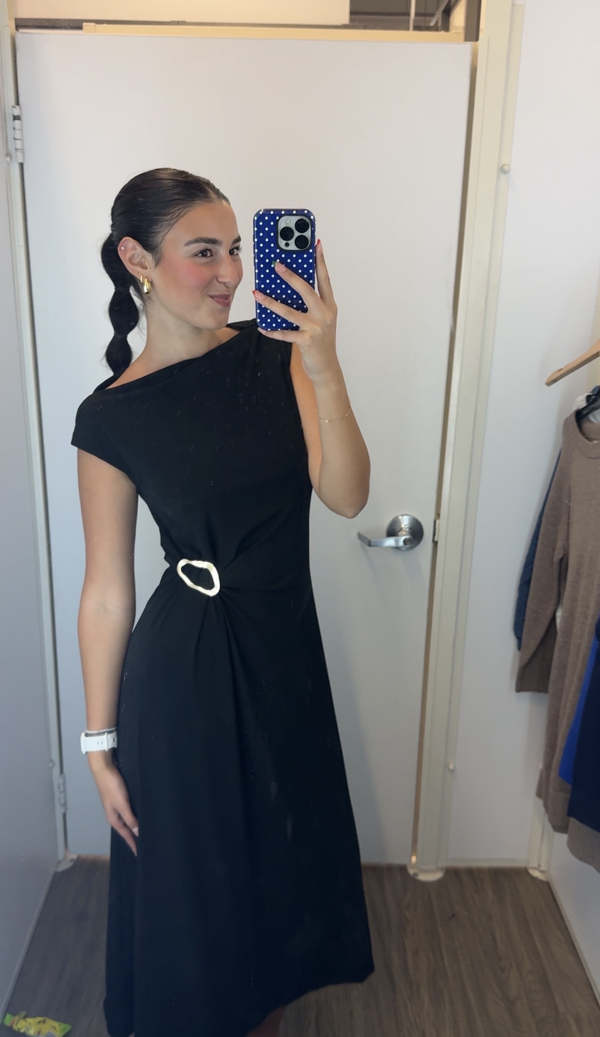 Proof that a simple dress can change your whole mood! Looks expensive but isn’t 😍

#LTKTall #LTKCyberWeek #LTKootd