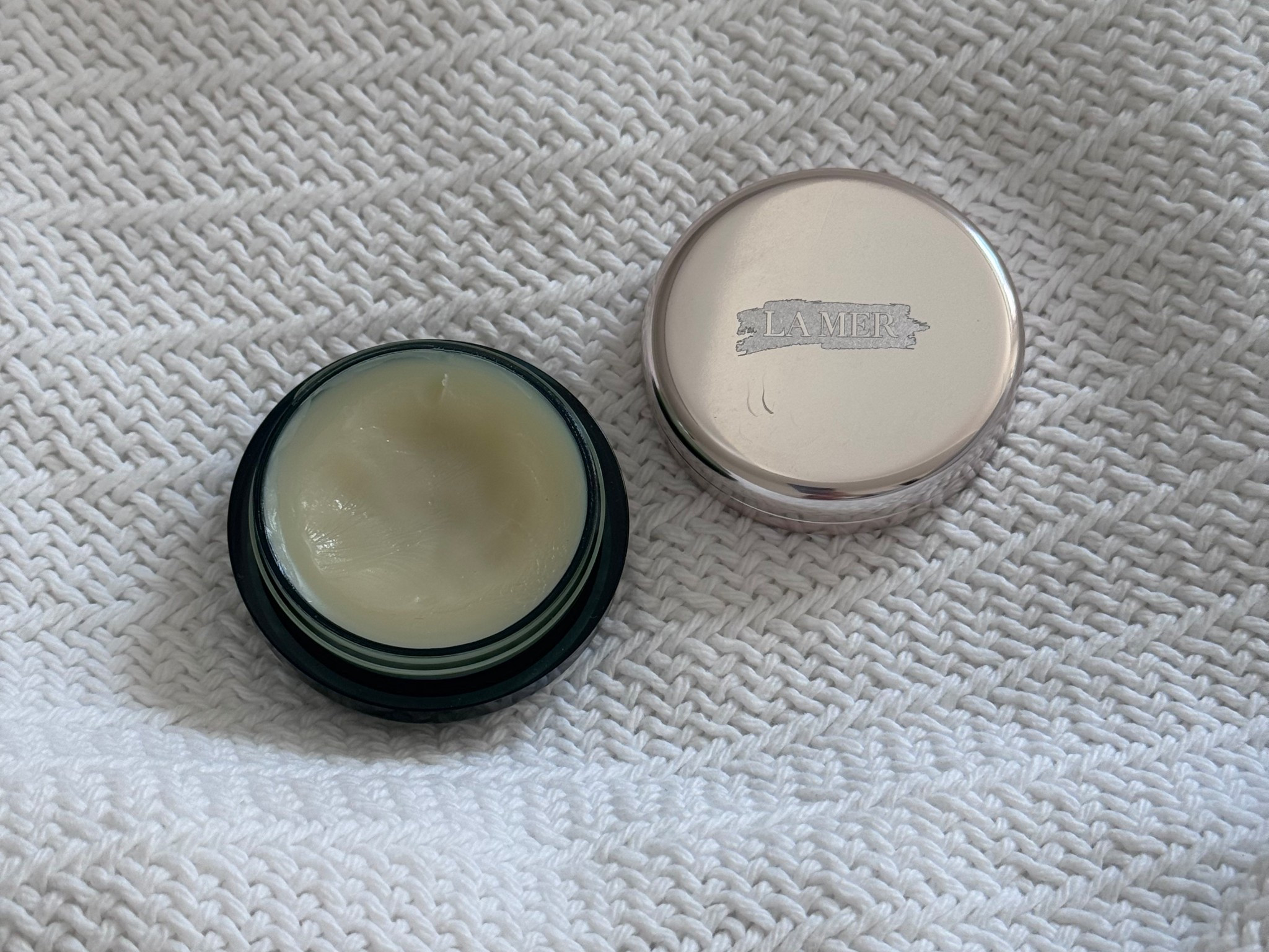 La Mer chapstick 💚