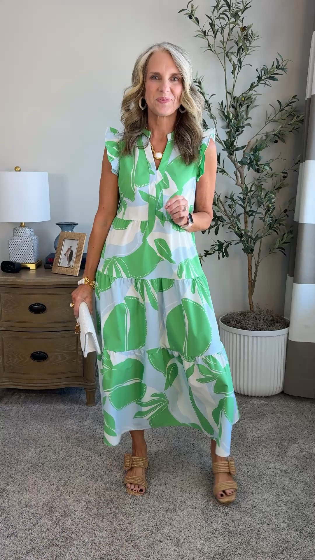 Use code COASTTOCOAST to save 20% on Mary Square.  Wearing XS 

#LTKOver40 #LTKSaleAlert #LTKootd