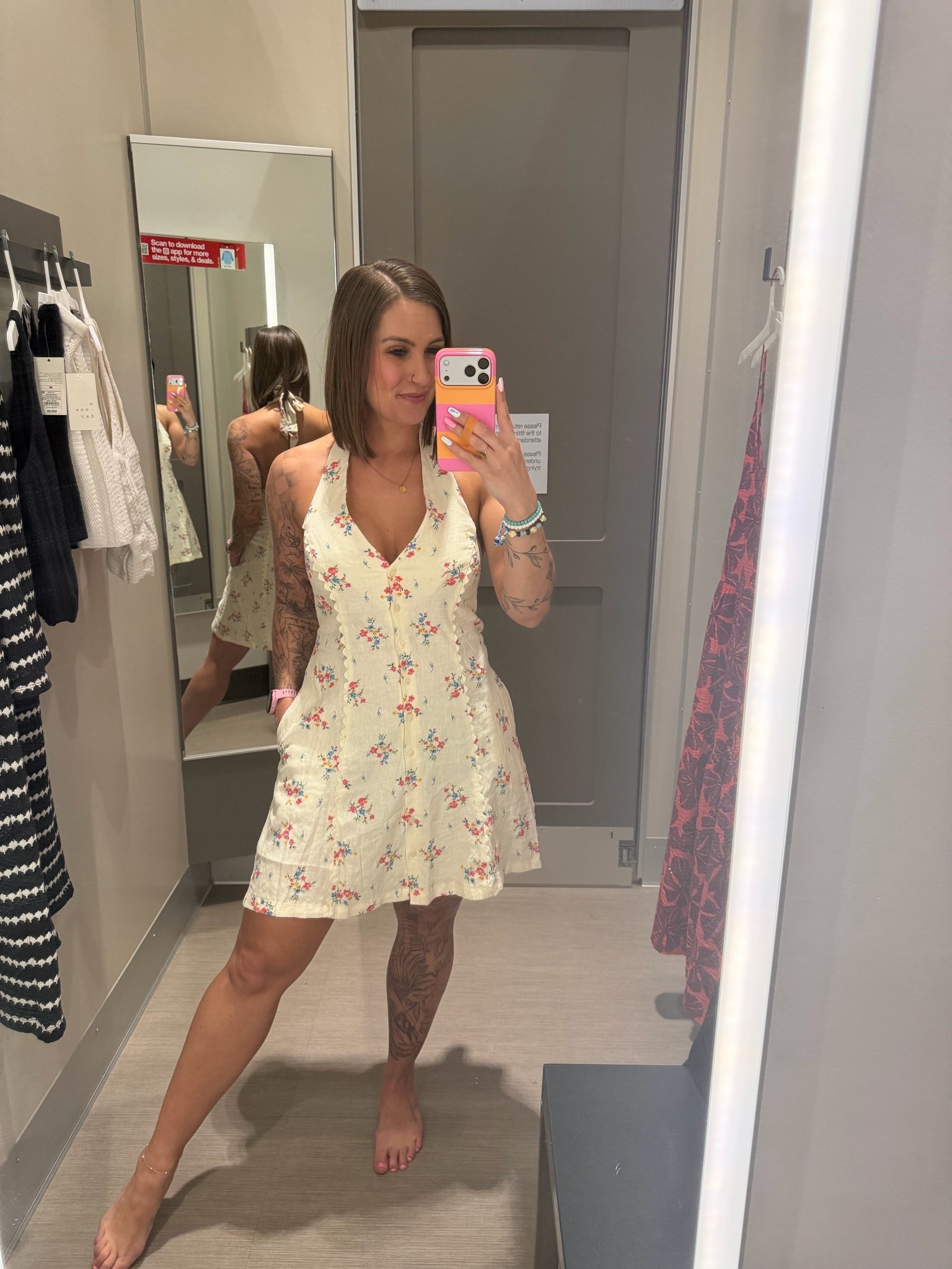 This is such a pretty dress! I love the halter style and it has POCKETS!! I’m in a small here but would do a medium for the girls.

#LTKSeasonal #LTKootd #LTKTravel