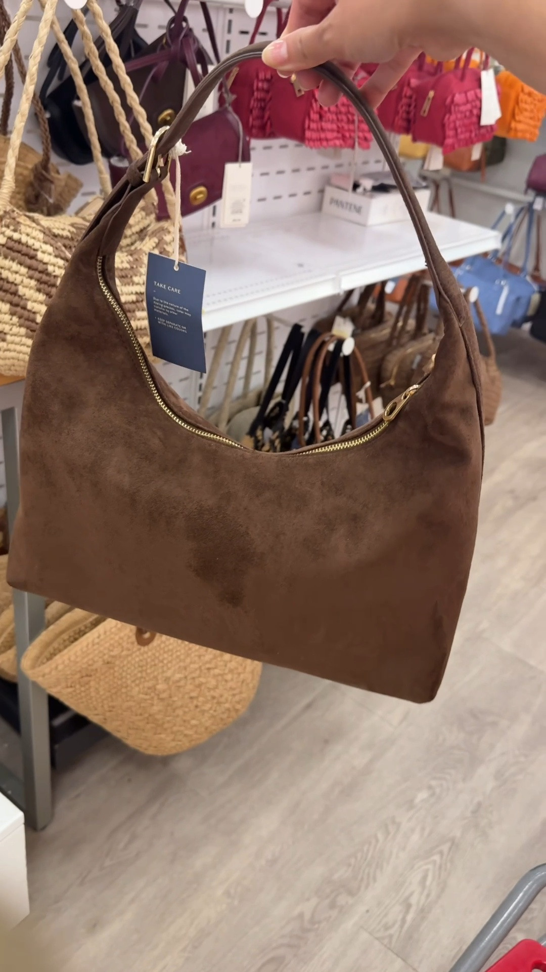Found the cutest shoulder bag at Target and it looks way more expensive than it is.

If you’ve been searching for Target handbags, affordable shoulder bags, fall purses, or designer-inspired bags, this one is such a good find for everyday wear.

Save for your next Target trip!

#LTKSeasonal #LTKdayinmylife #LTKstorytime