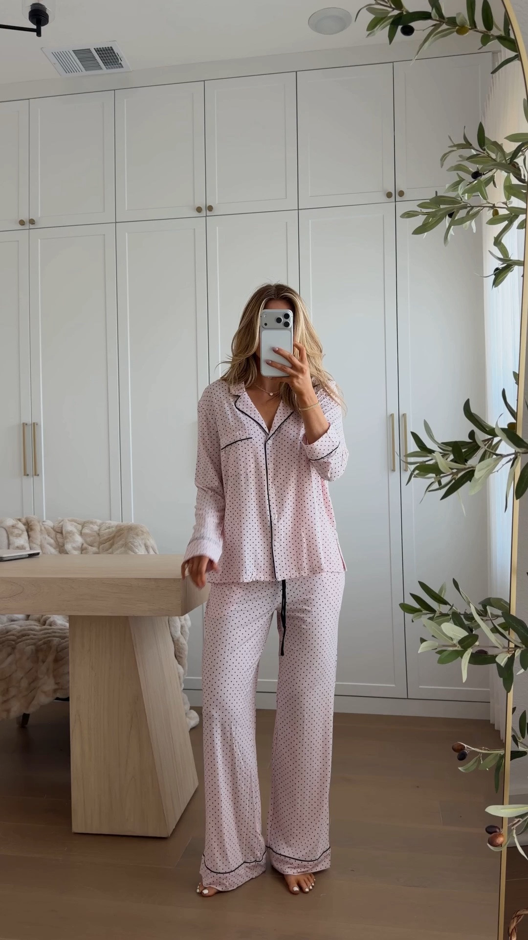 so soft and breathable!!! wearing a small short, i’m 5’3